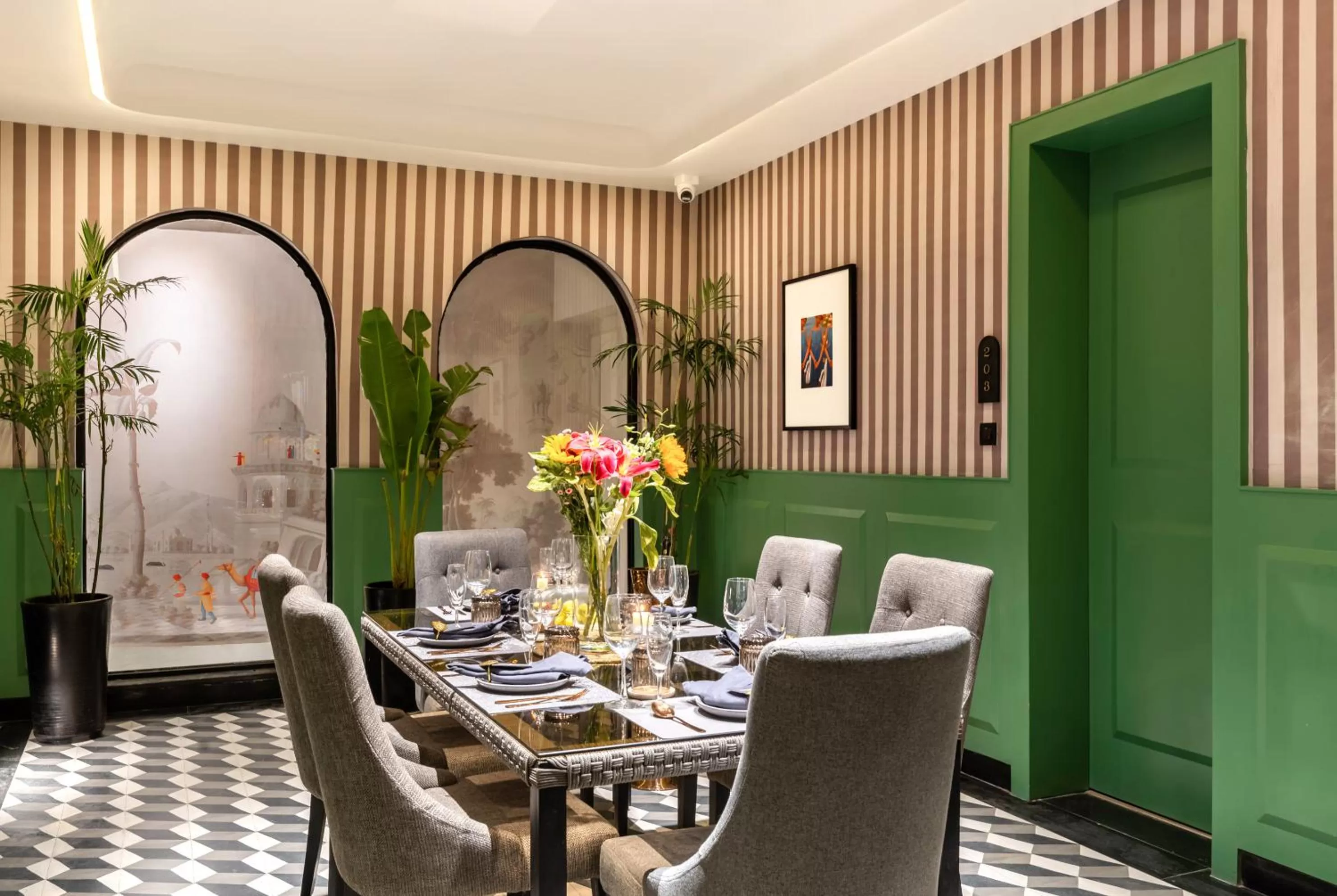 Restaurant/places to eat in Downtown Prime A Premium Boutique Hotel Udaipur - My Downtown Hotels