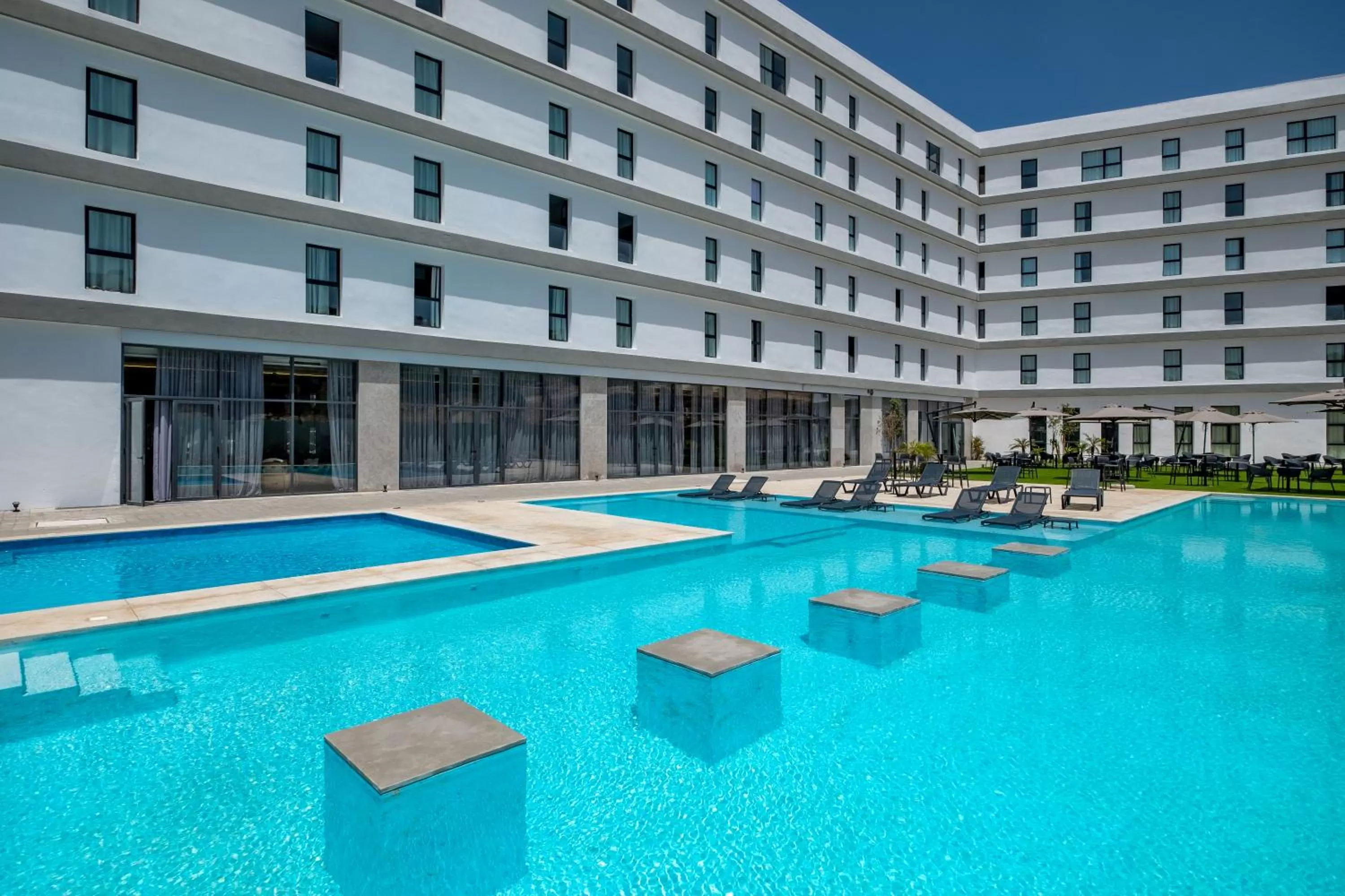 Swimming Pool in Dixil Garden Tanger Malabata