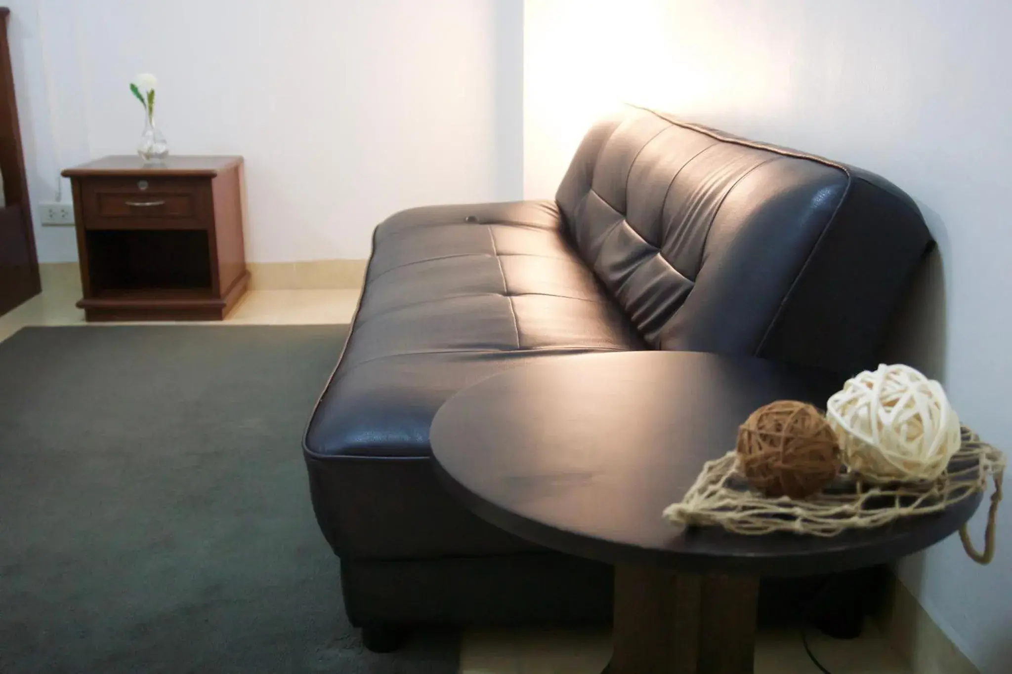 Photo of the whole room, Seating Area in Baan Boonanan Apartment