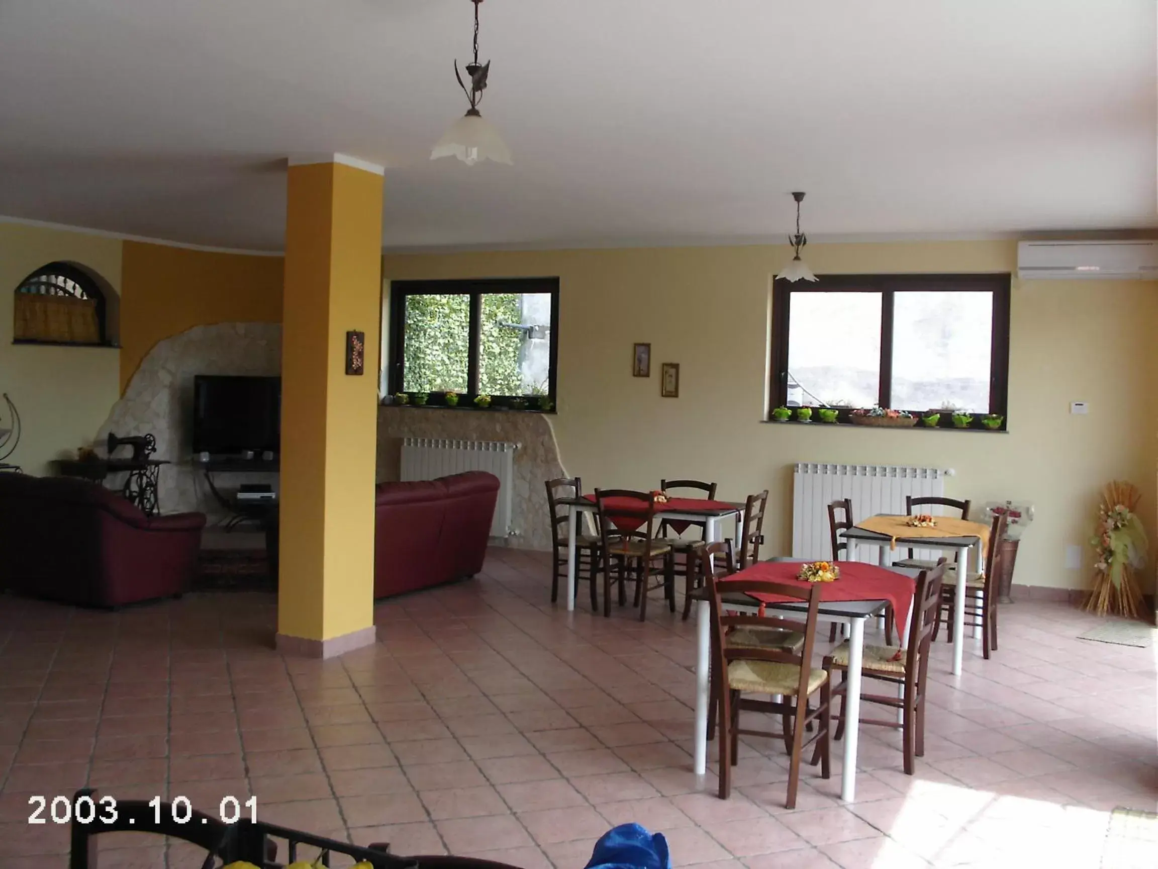 Lobby or reception, Restaurant/Places to Eat in B&B La Porta Dell'Etna - Nicolosi