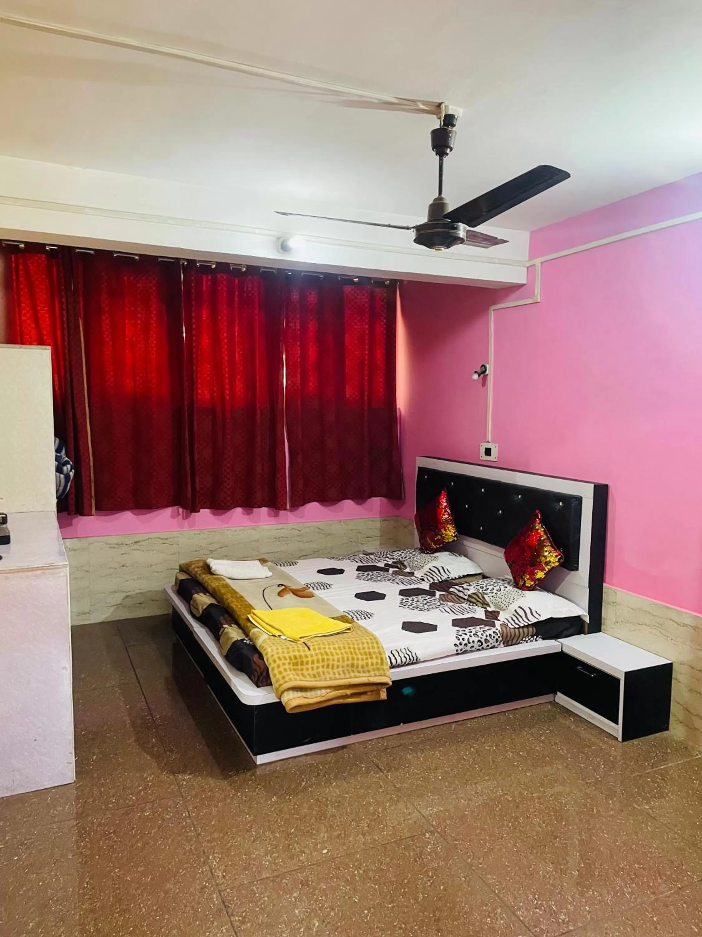 Bed in hotel new sahil