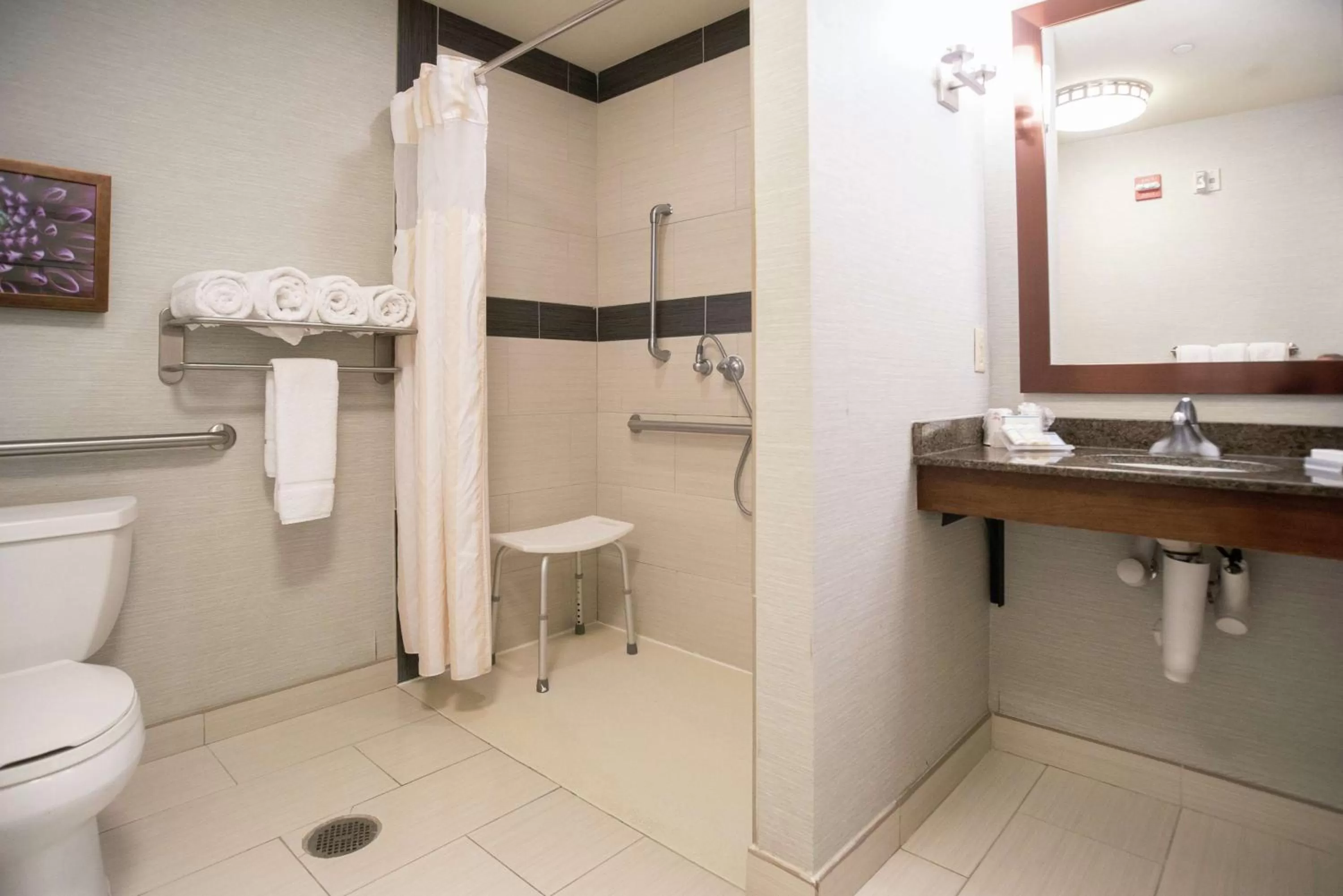 Bathroom in Hilton Garden Inn Covington/Mandeville