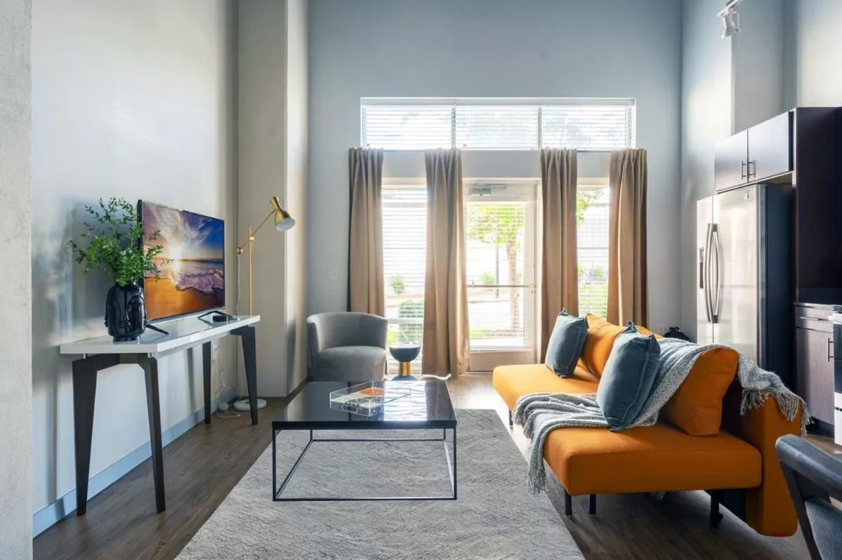 TV and multimedia in Placemakr Music Row - Vanderbilt