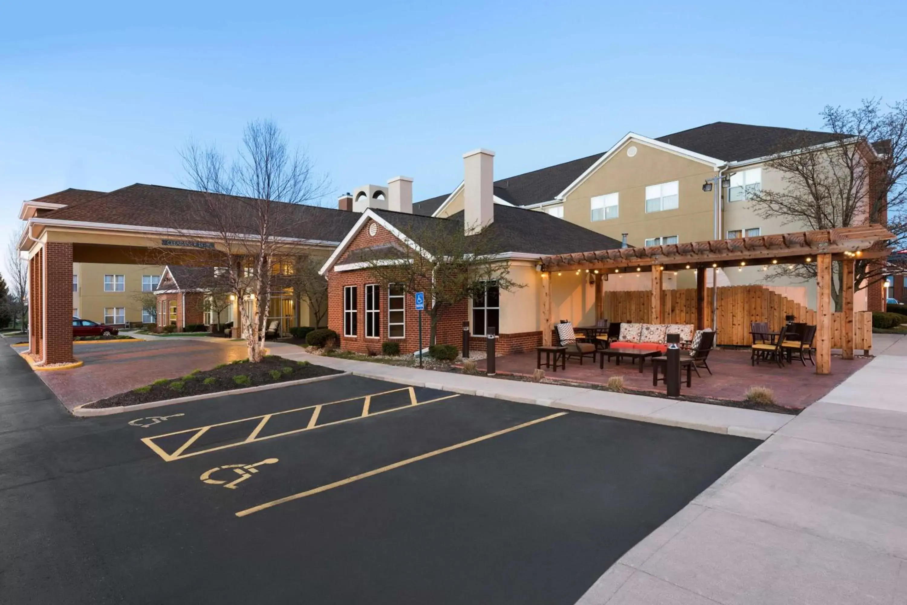 Property Building in Homewood Suites by Hilton Columbus-Hilliard