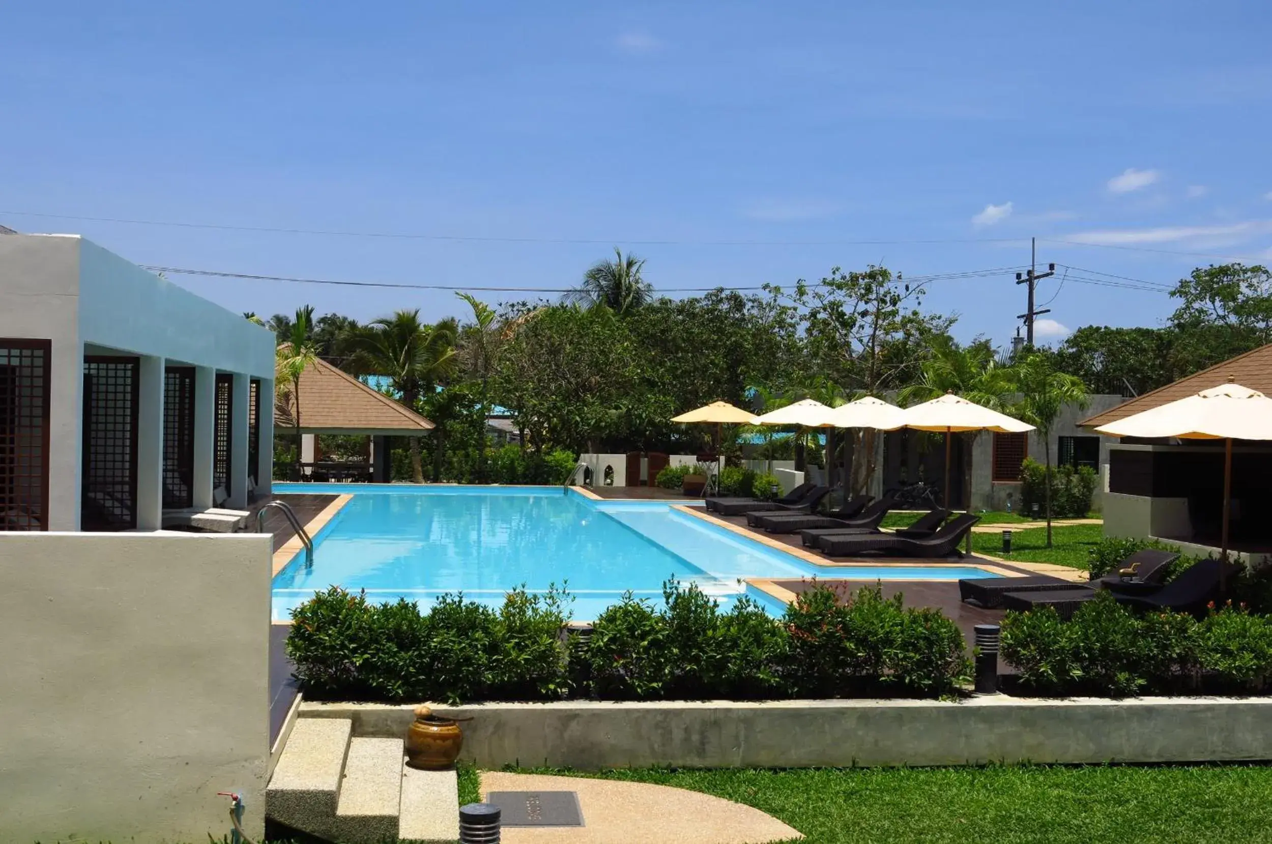 Large Double Room with Pool View - Ground Floor in Mook Lamai Resort and Spa