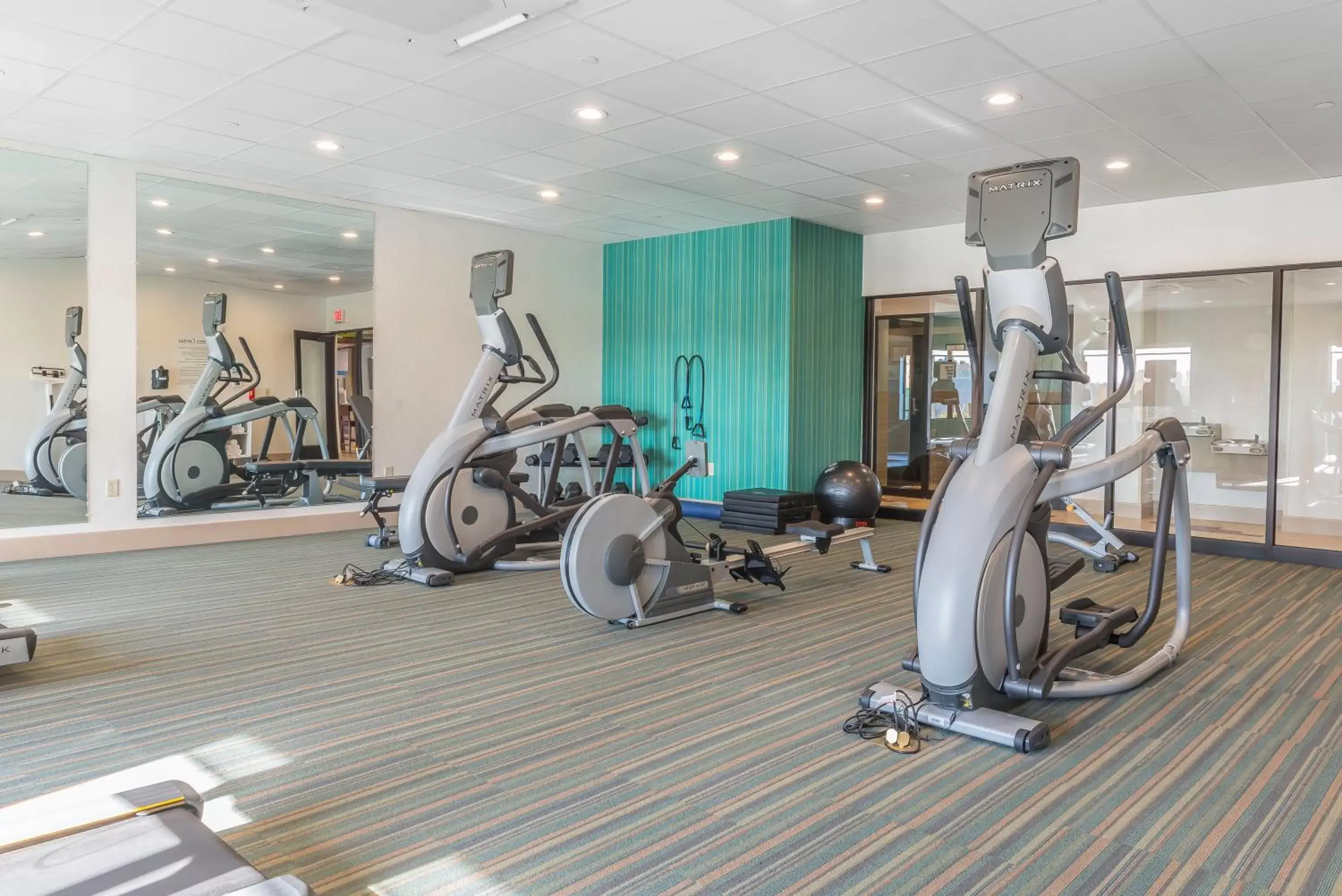 Spa and wellness centre/facilities, Fitness Center/Facilities in Holiday Inn Express & Suites Clarion, an IHG Hotel