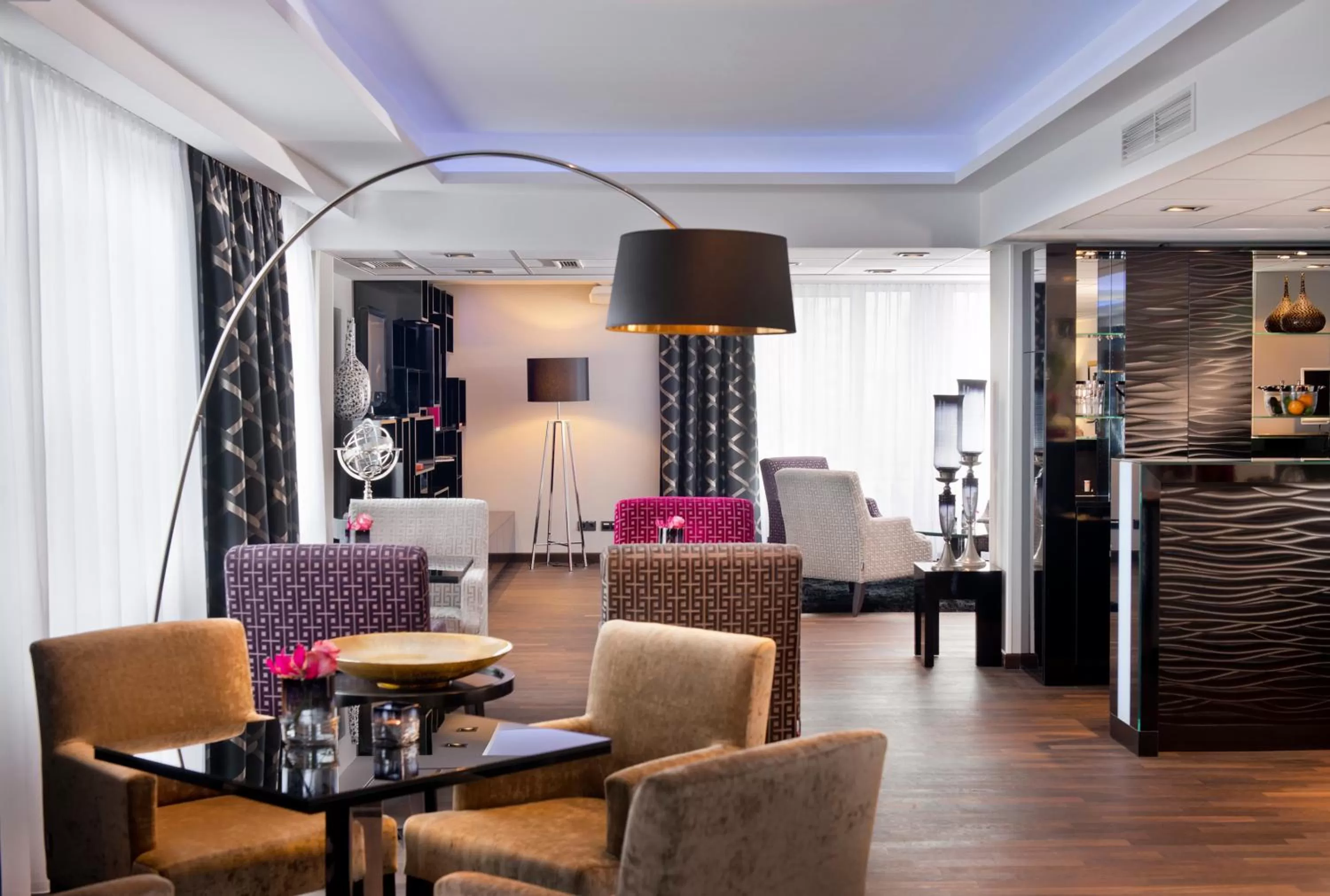 Lounge or bar in Hotel Palace Berlin