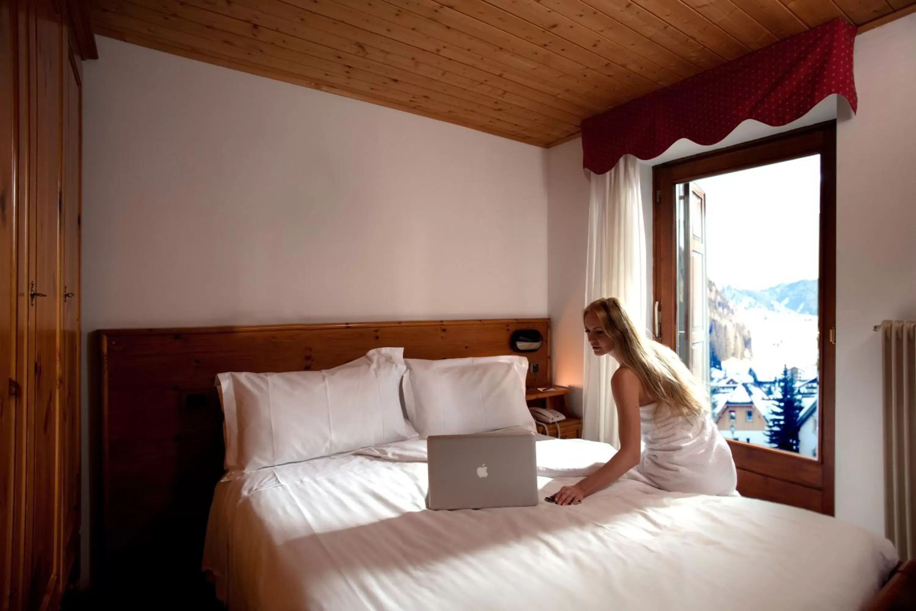 Bedroom in Hotel Miramonti Corvara