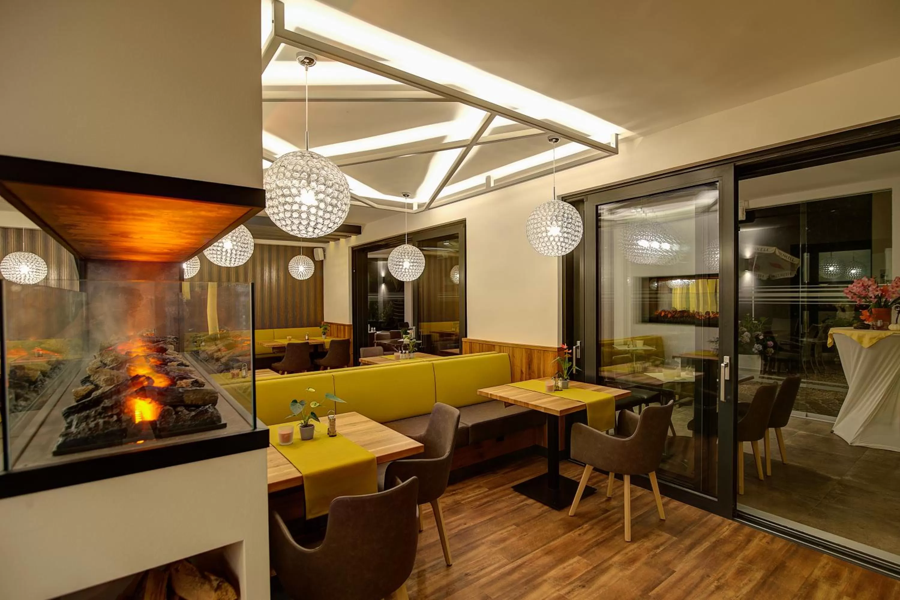 Nightclub / DJ in Hotel zur Post