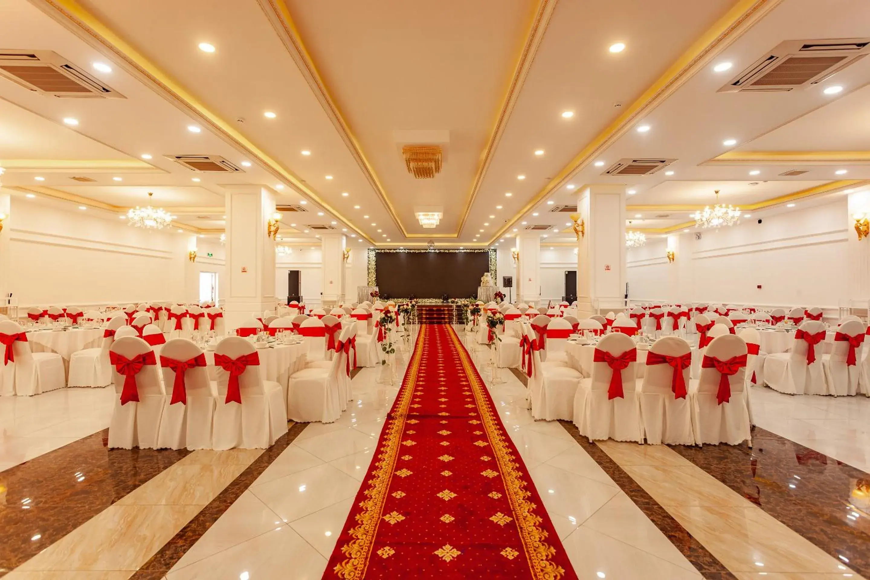 Banquet/Function facilities, Banquet Facilities in Phung Hung Boutique Hotel