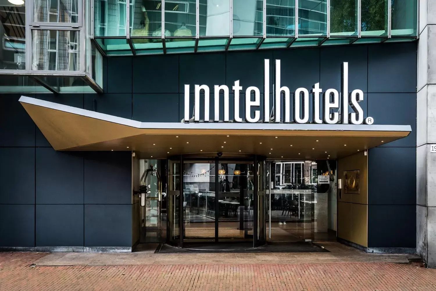 Facade/entrance in Inntel Hotels Amsterdam Centre