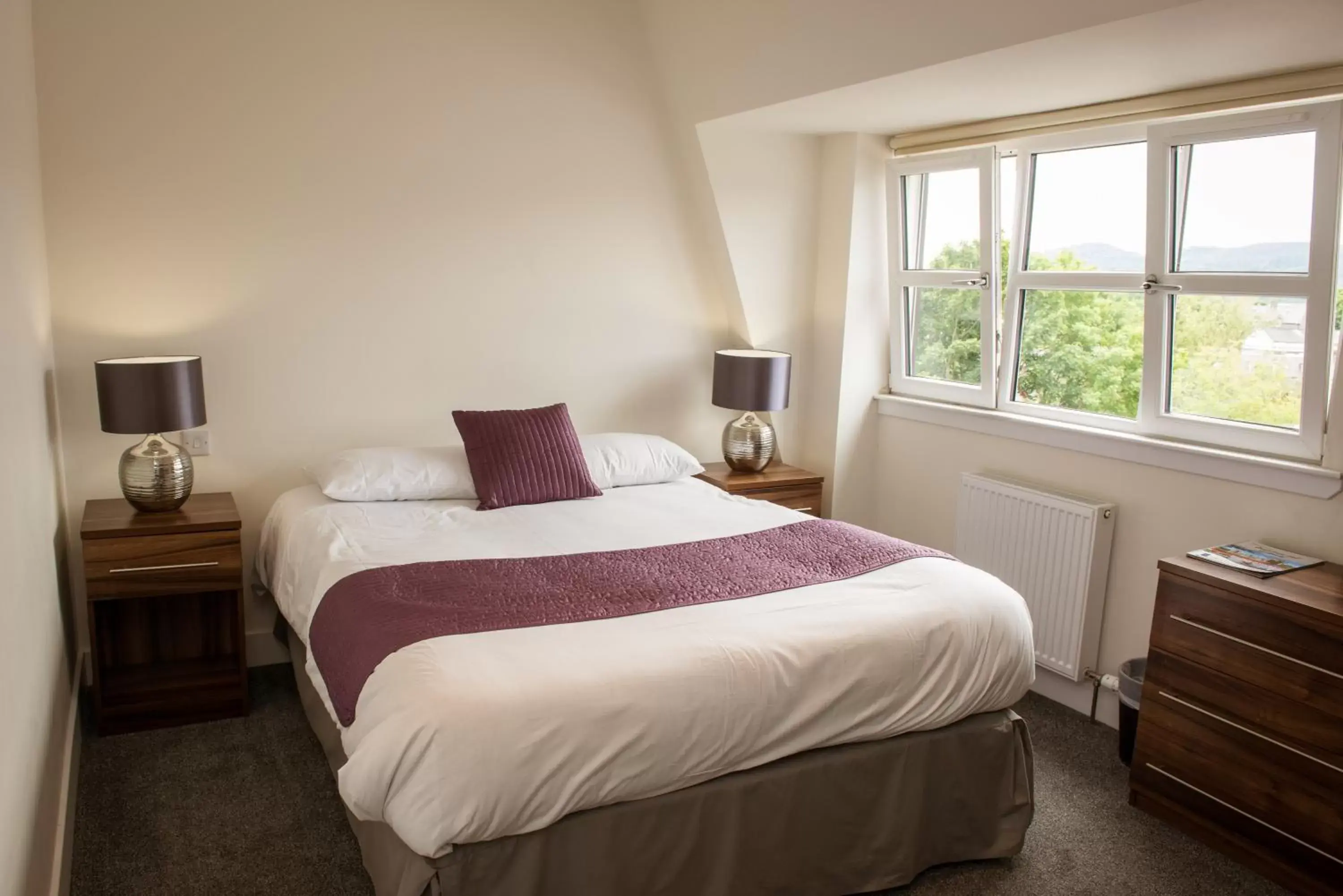 Bedroom, Bed in The Birchtree Hotel