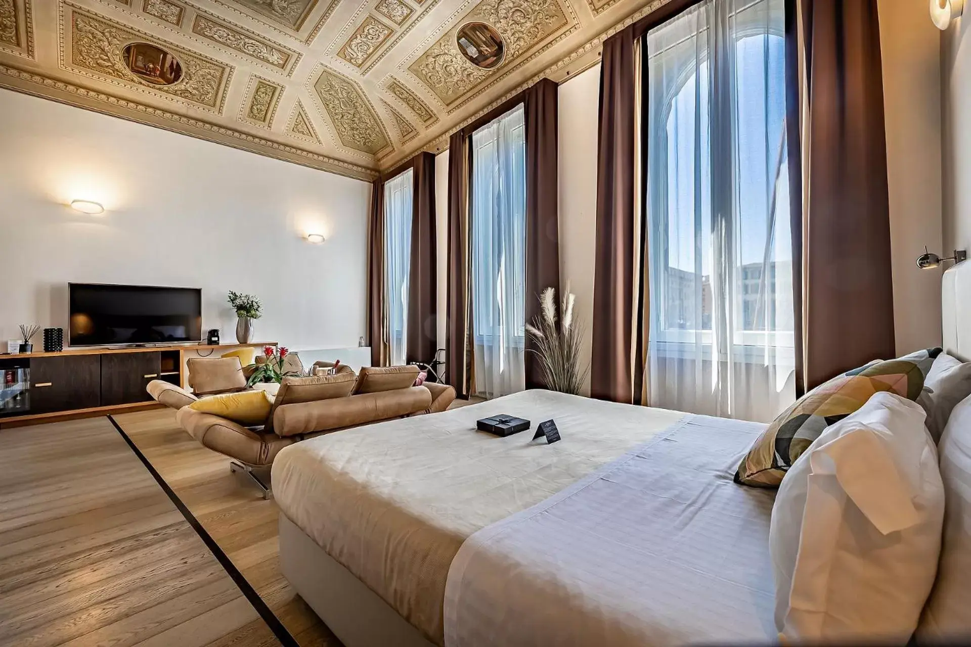 Photo of the whole room in Alfieri Signature Suites - Alfieri Collezione