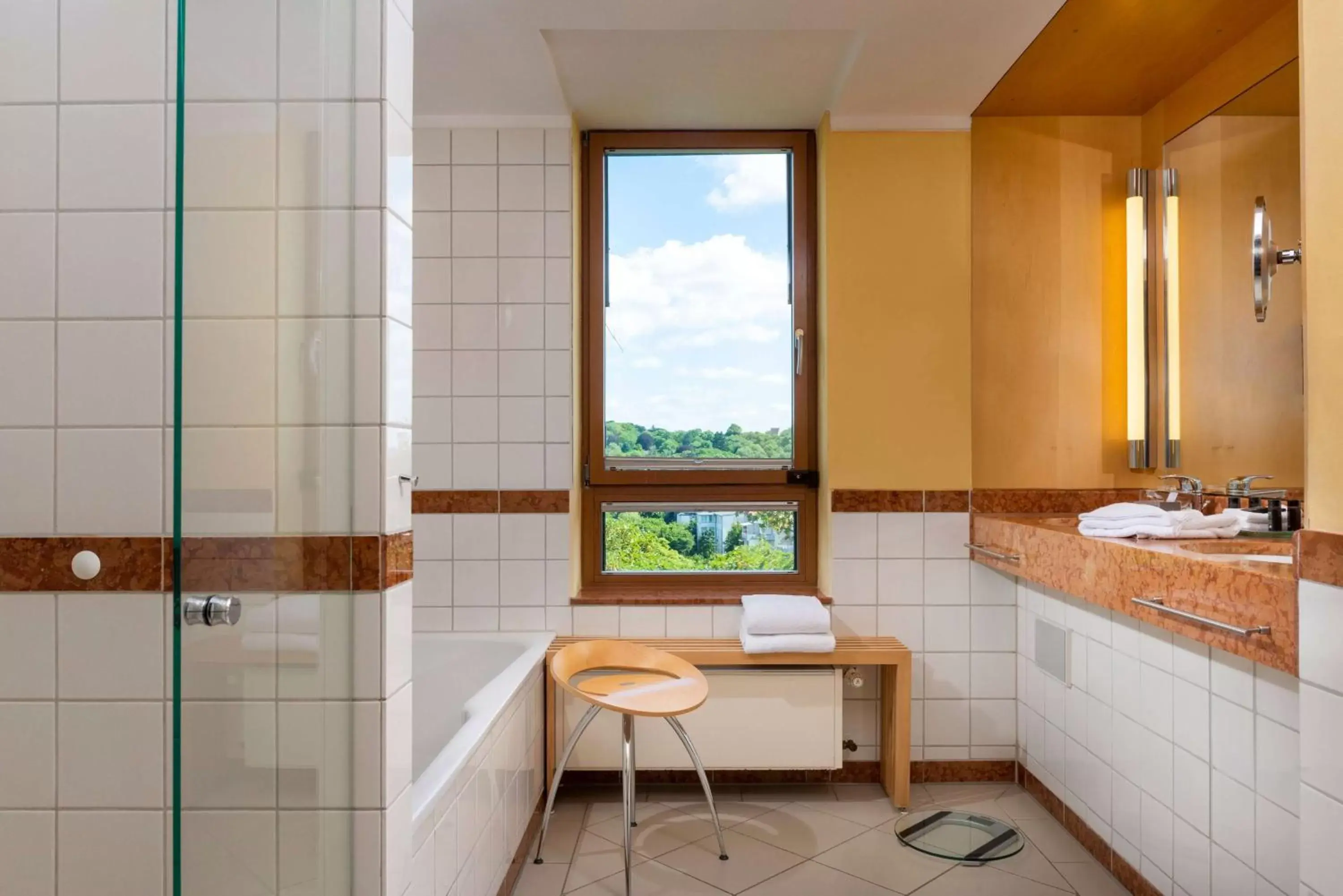 Shower, Bathroom in Vienna House by Wyndham Remarque Osnabrück