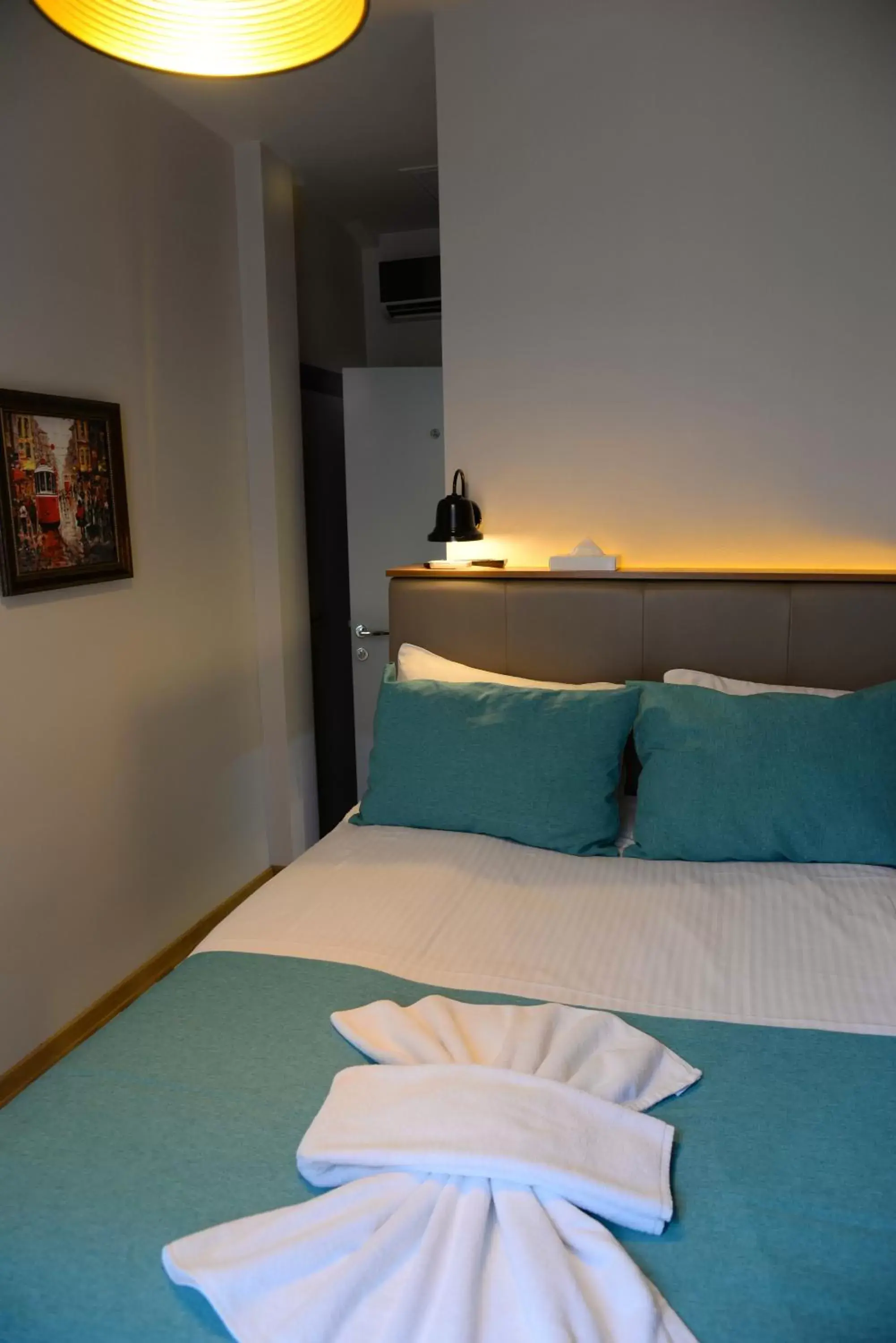 Bed in Pera Luna Residence