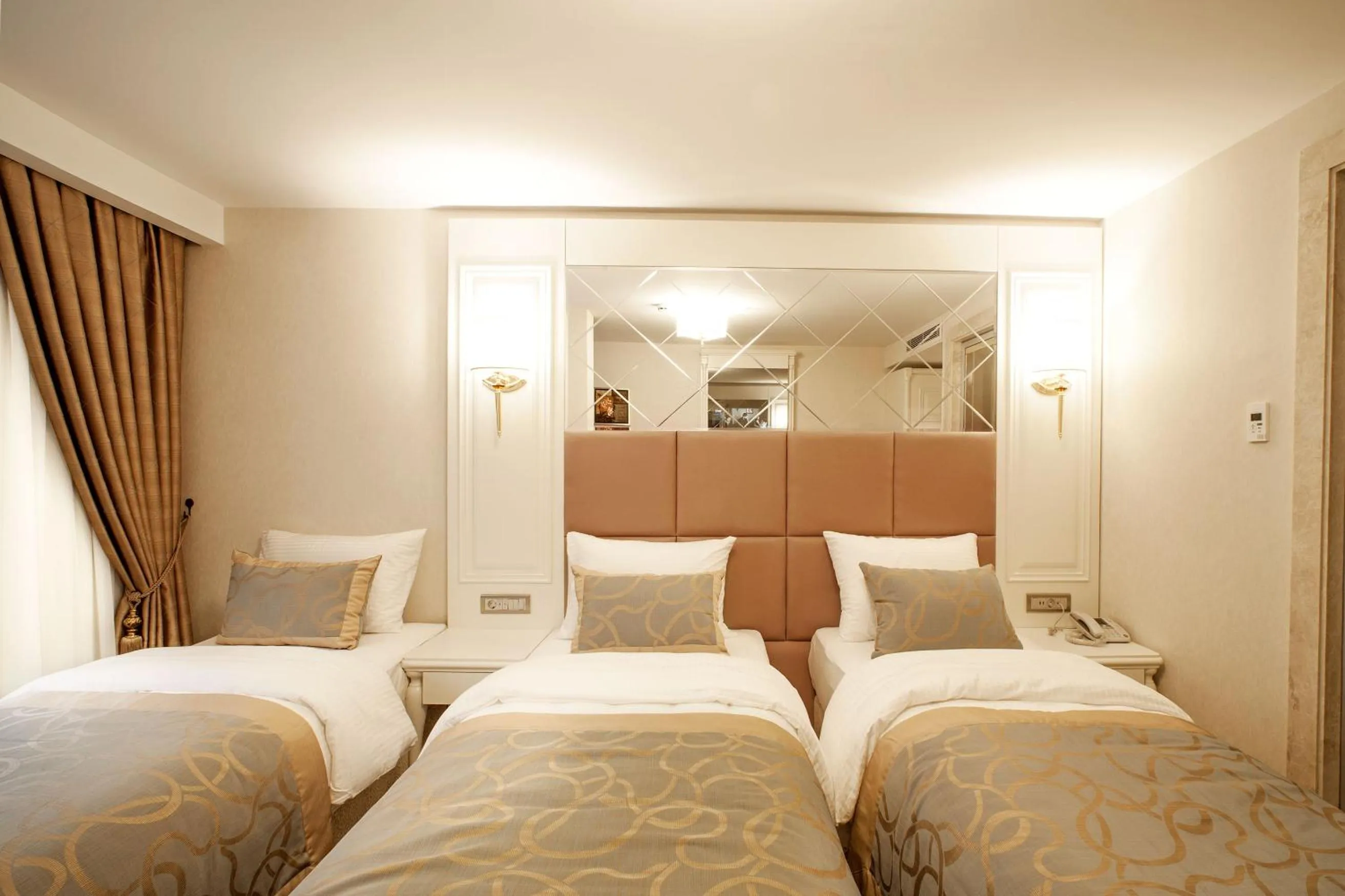 Bedroom, Bed in Beethoven Hotel - Special Category