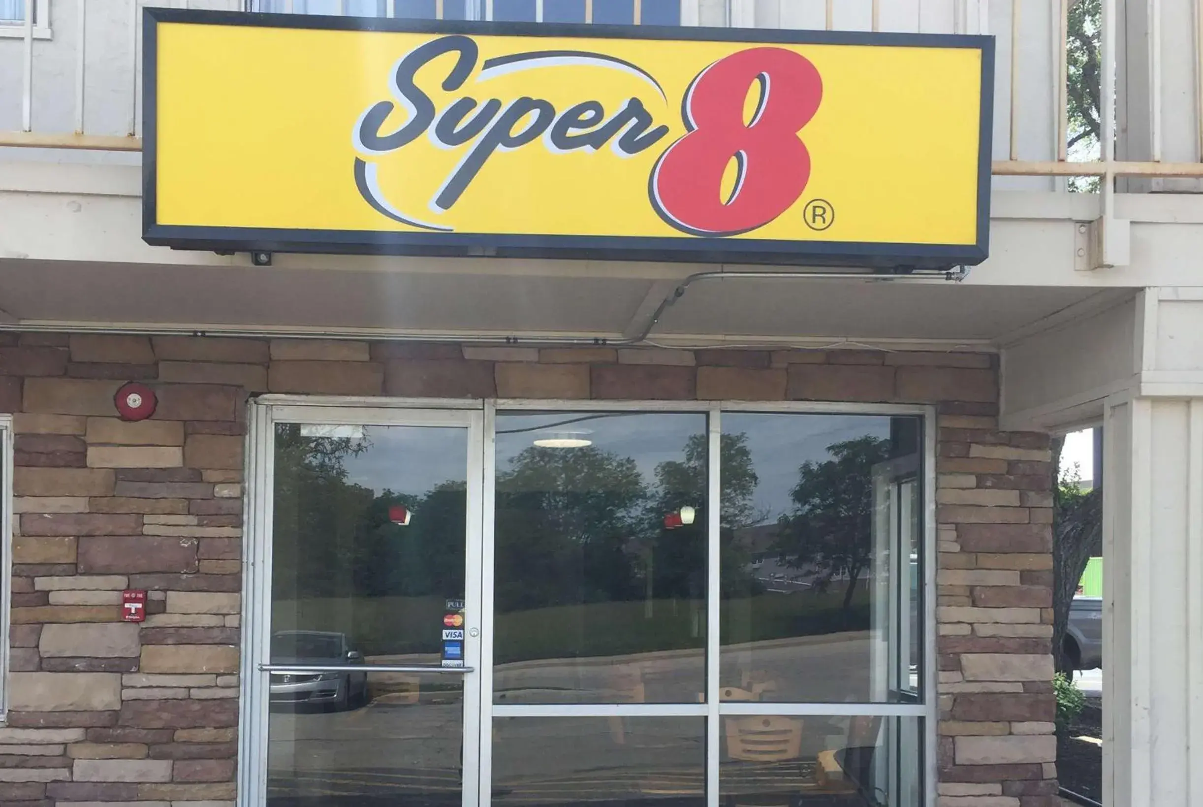 Property building in Super 8 by Wyndham Florence