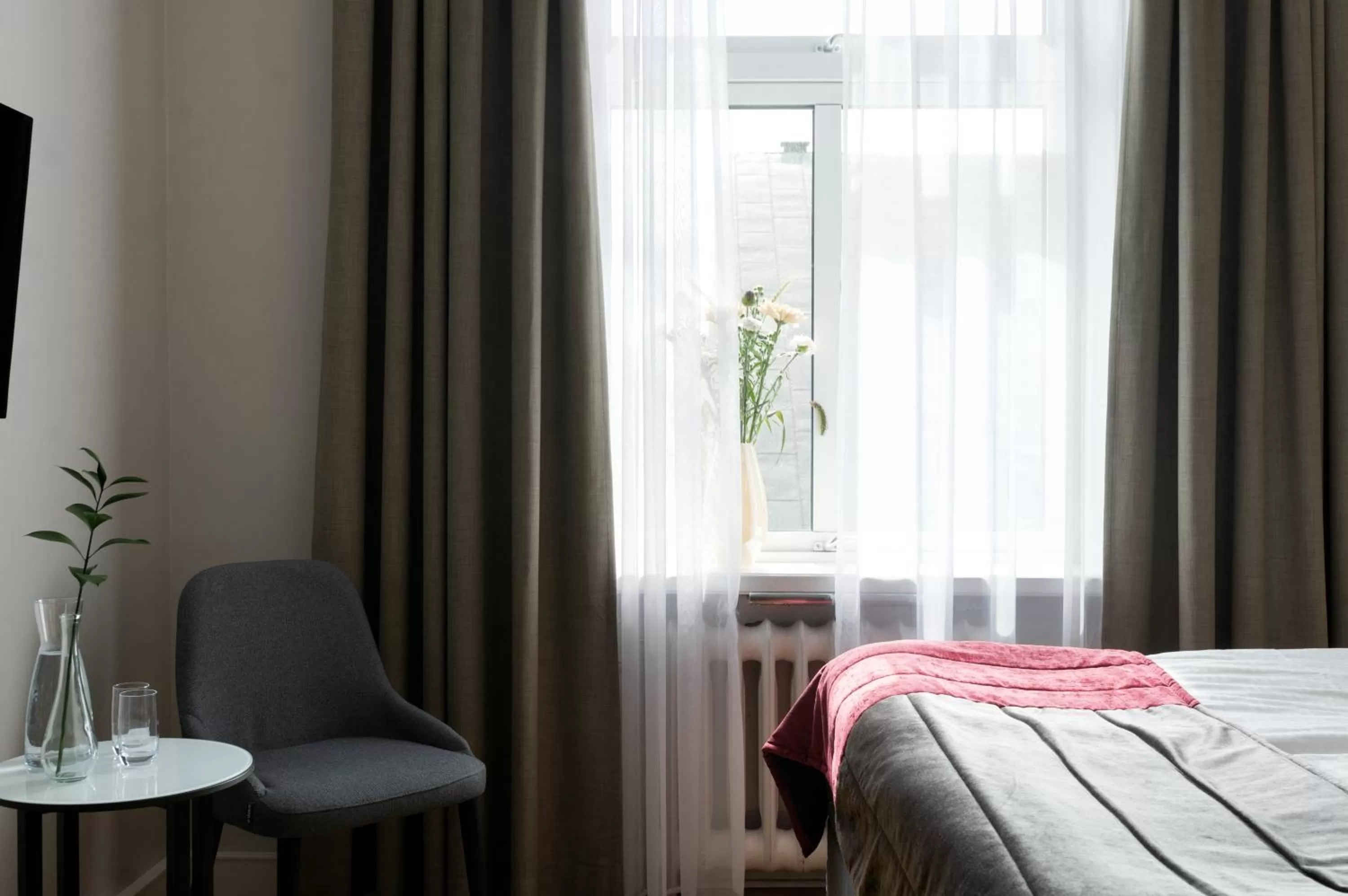 Photo of the whole room, Bed in Elite Stadshotellet Växjö