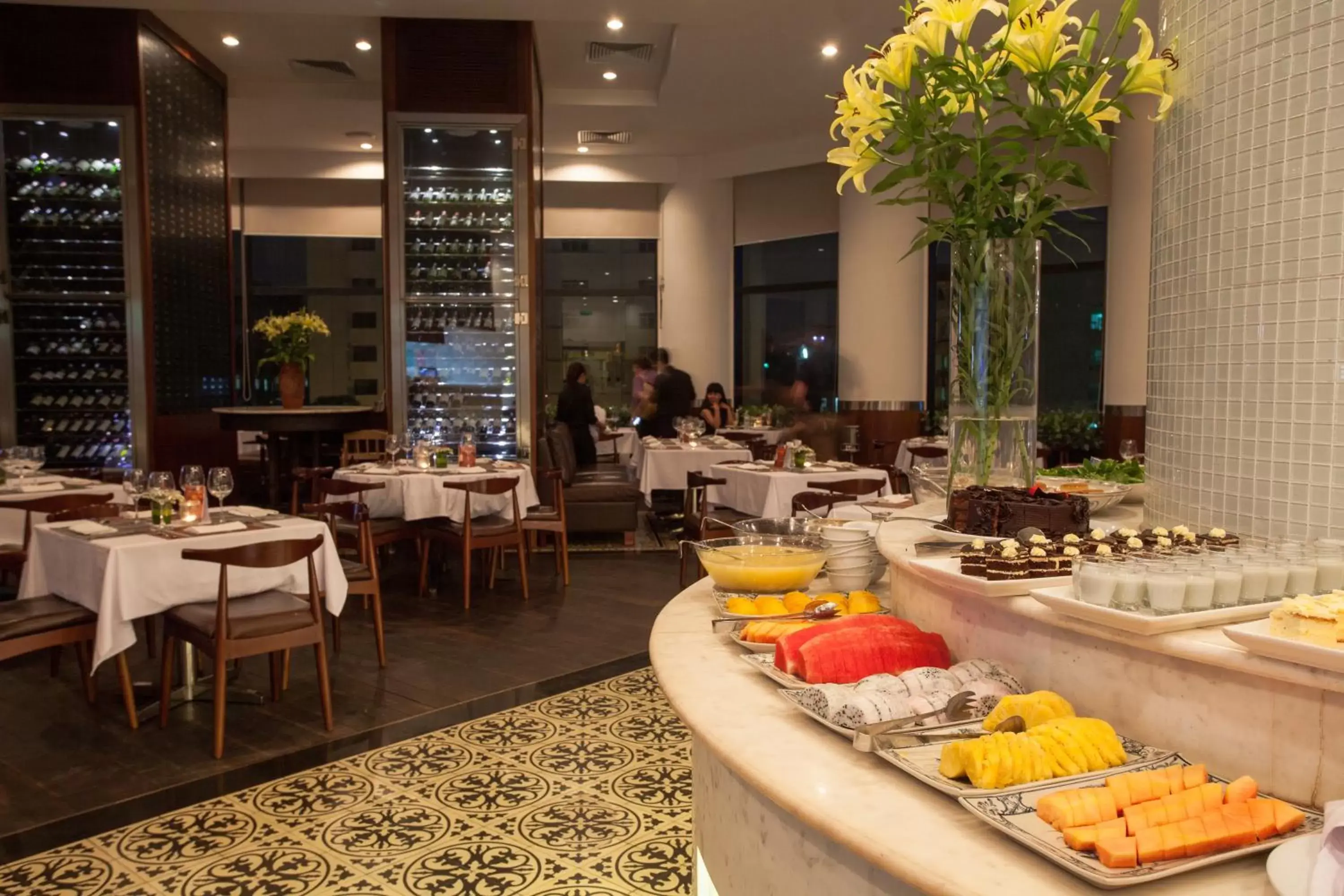 Restaurant/places to eat in Somerset Grand Hanoi Restaurant/places to eat in Somerset Grand Hanoi