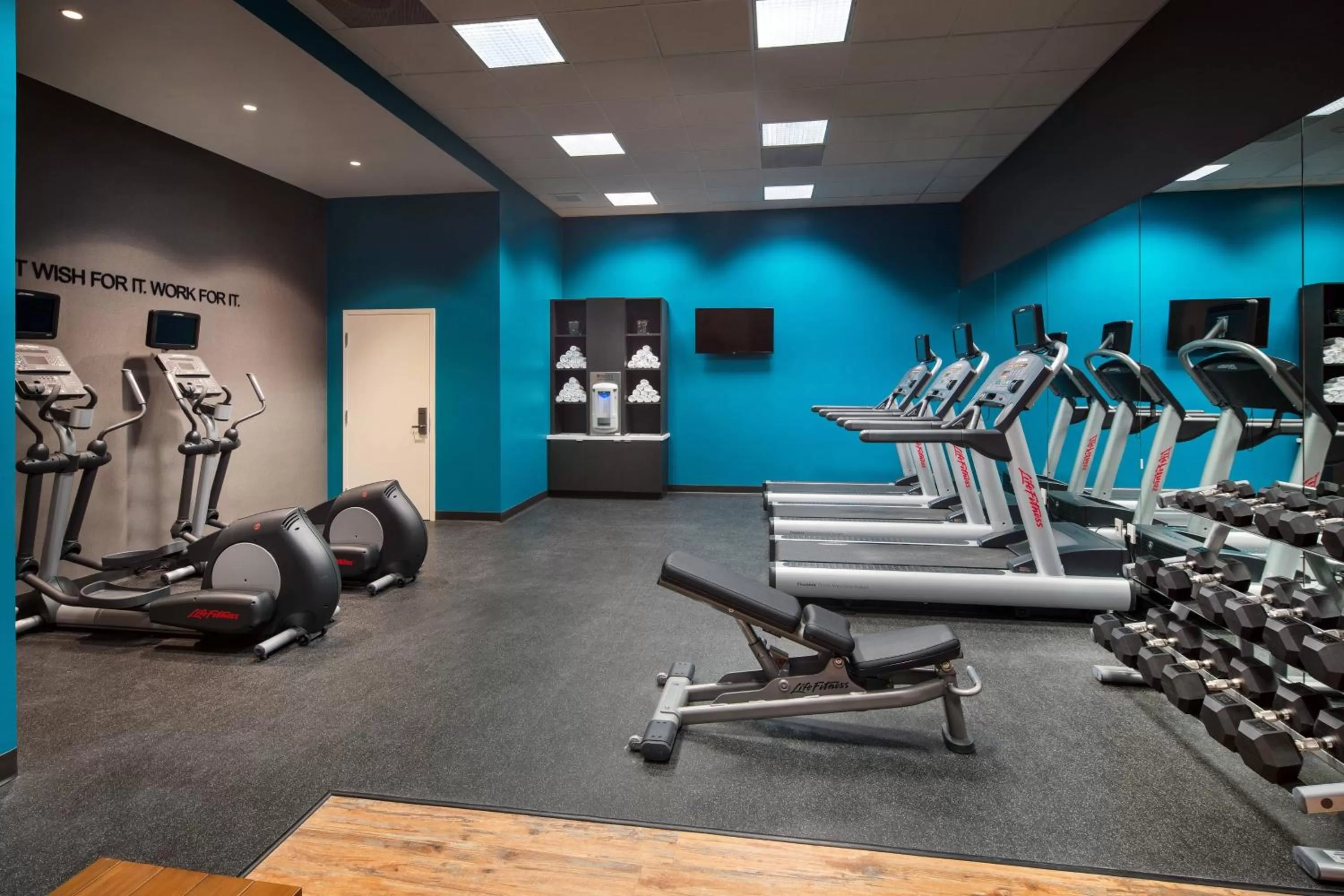 Fitness centre/facilities in Fairfield by Marriott Anaheim Resort