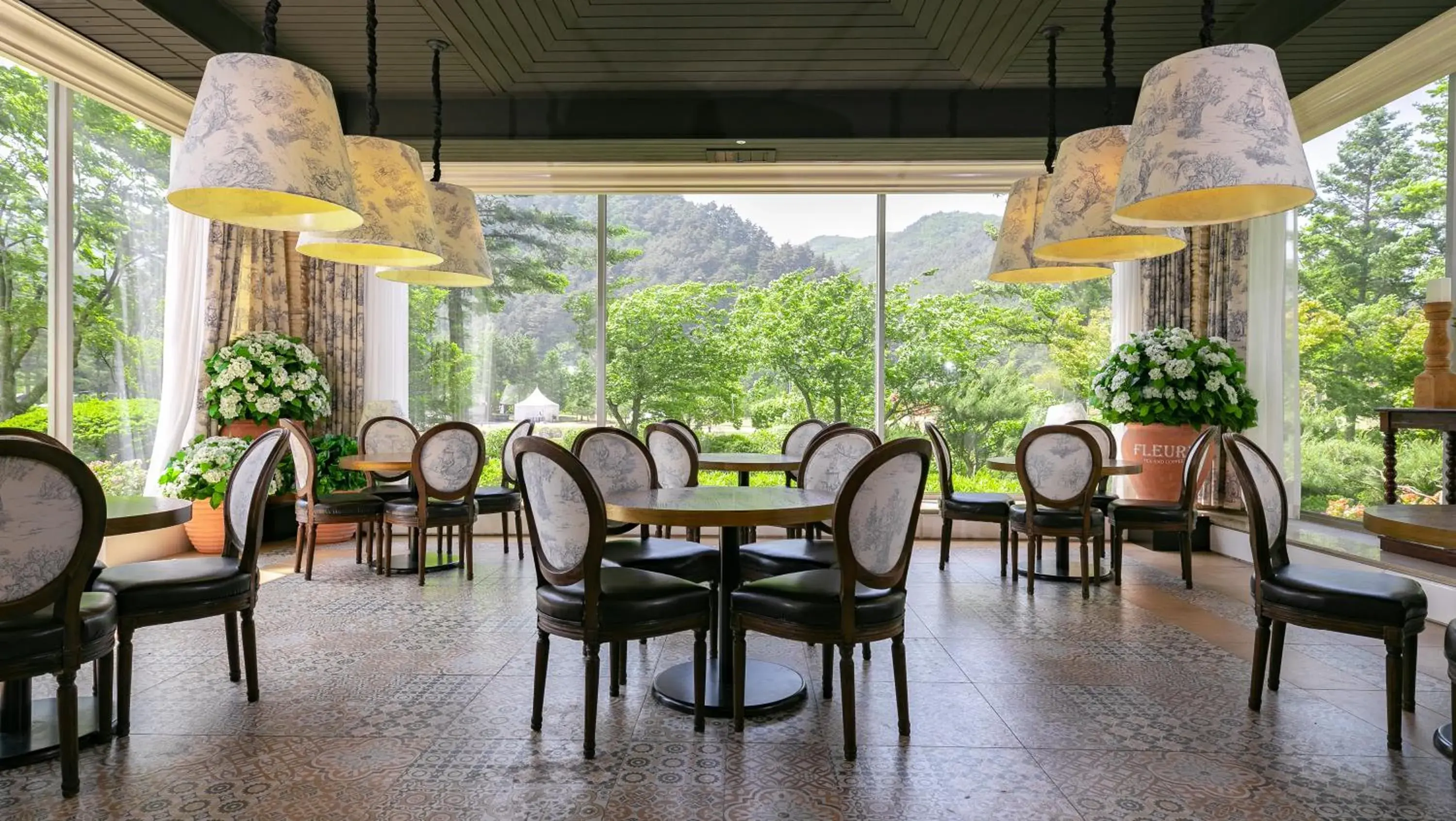 Restaurant/places to eat in Kensington Hotel Pyeongchang Restaurant/places to eat in Kensington Hotel Pyeongchang