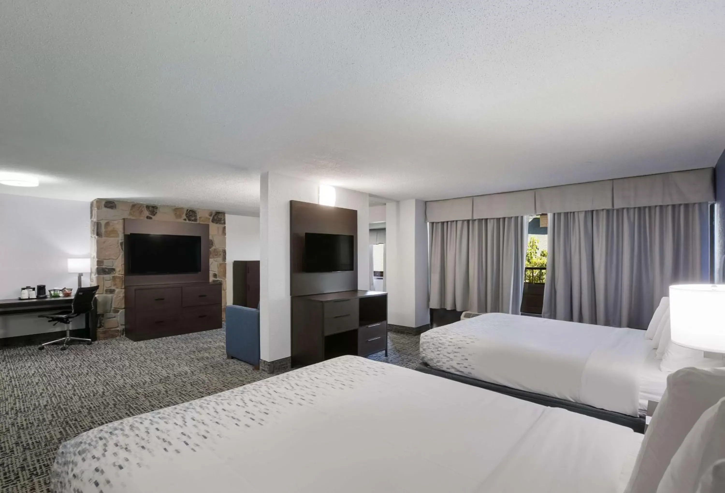 Bedroom, Bed in SureStay Plus Hotel by Best Western Gatlinburg