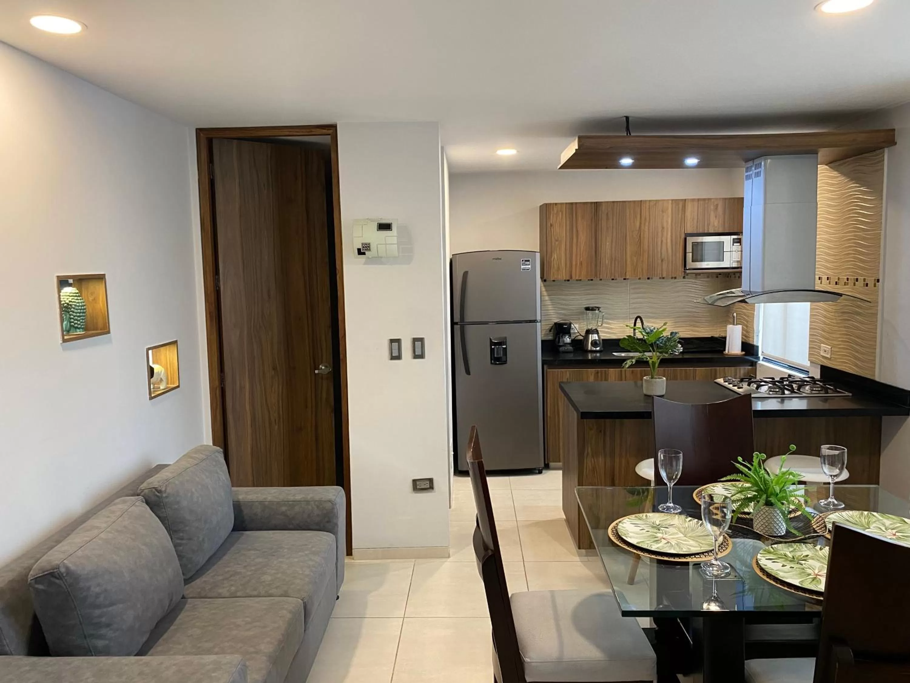 Photo of the whole room in Kapital Suites