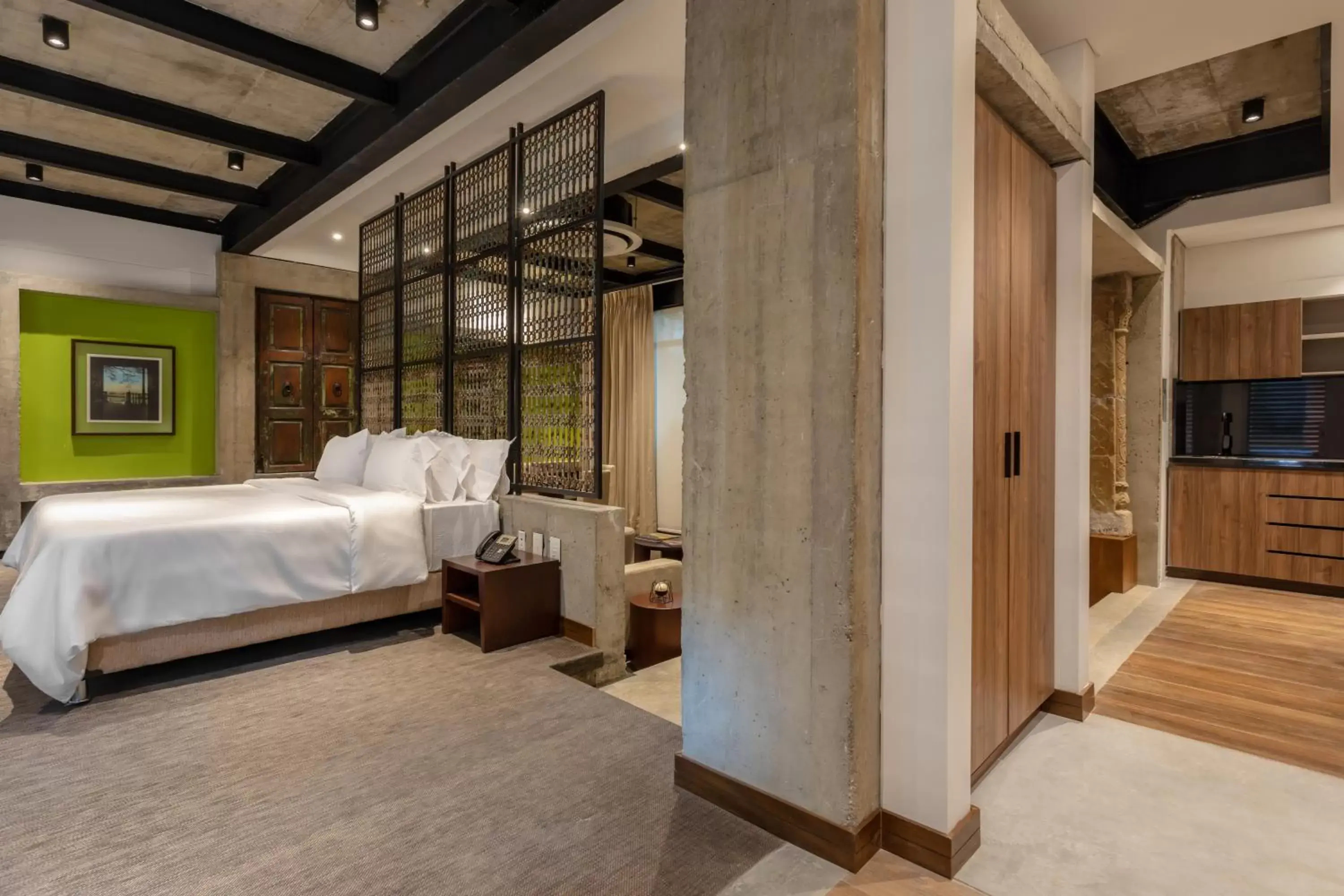 Bed in Alko Hotel Casa Nispero Bed in Alko Hotel Casa Nispero