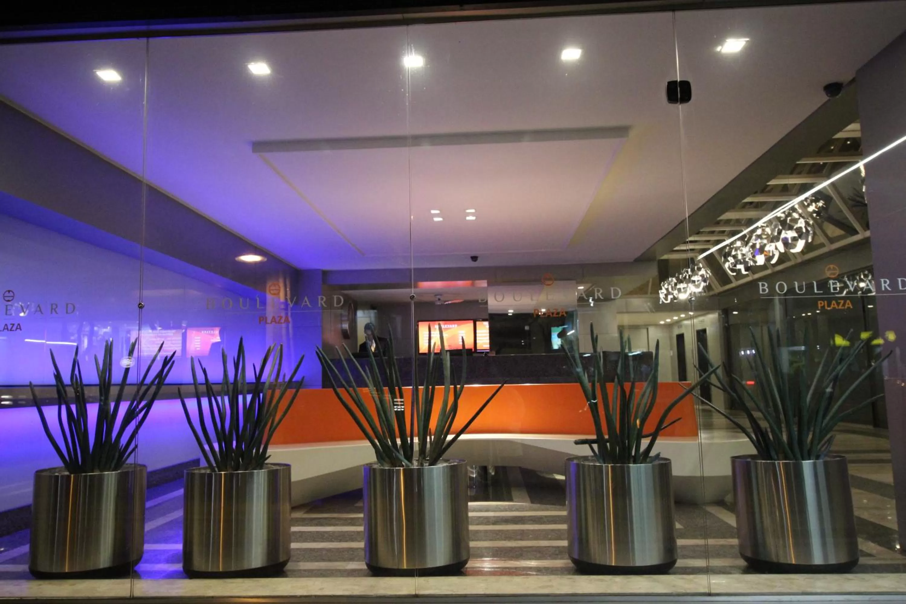 Facade/entrance in Boulevard Plaza