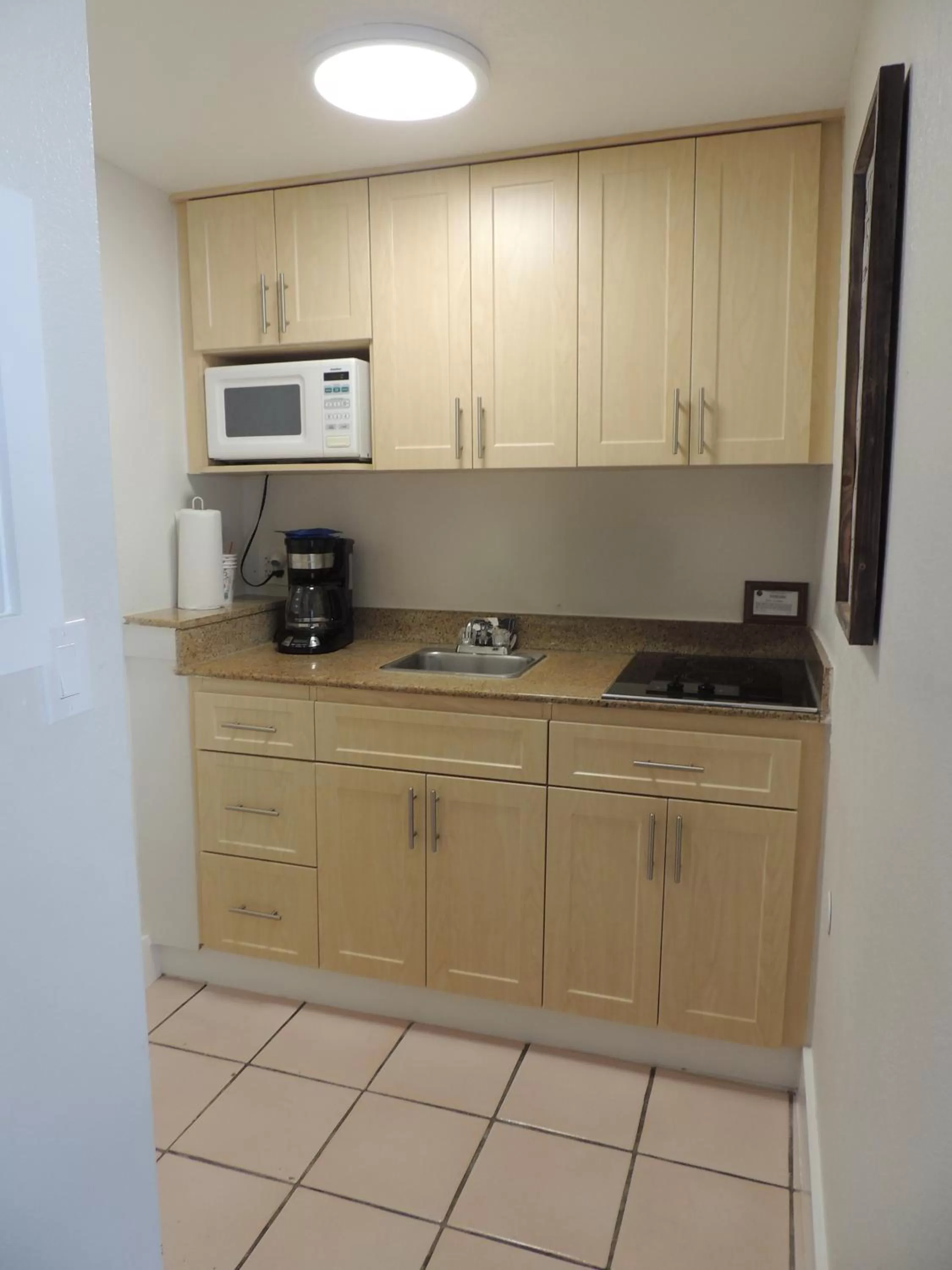 Kitchen or kitchenette in Sands of Islamorada