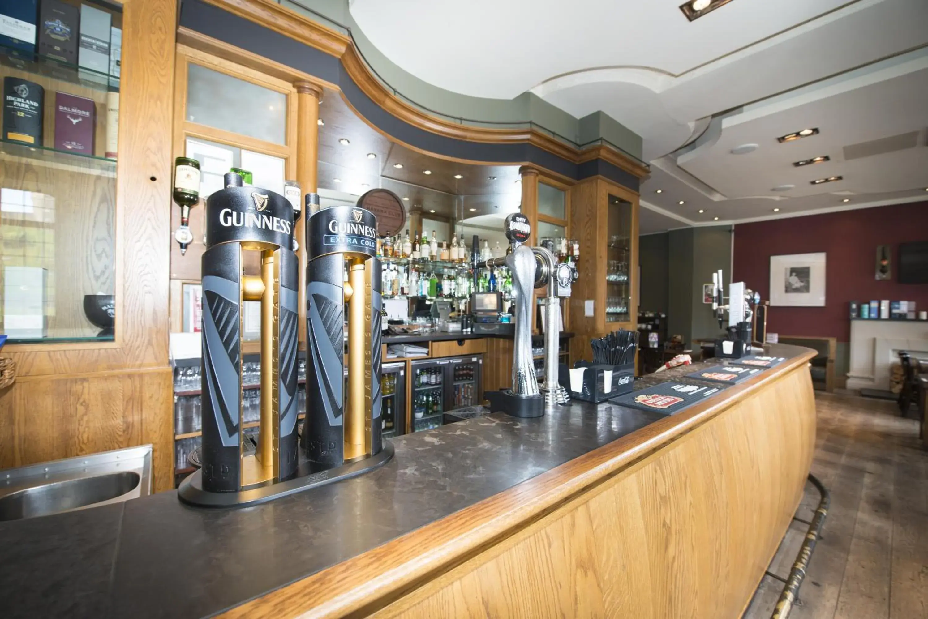 Restaurant/places to eat, Lounge/Bar in Columba Hotel Inverness by Compass Hospitality