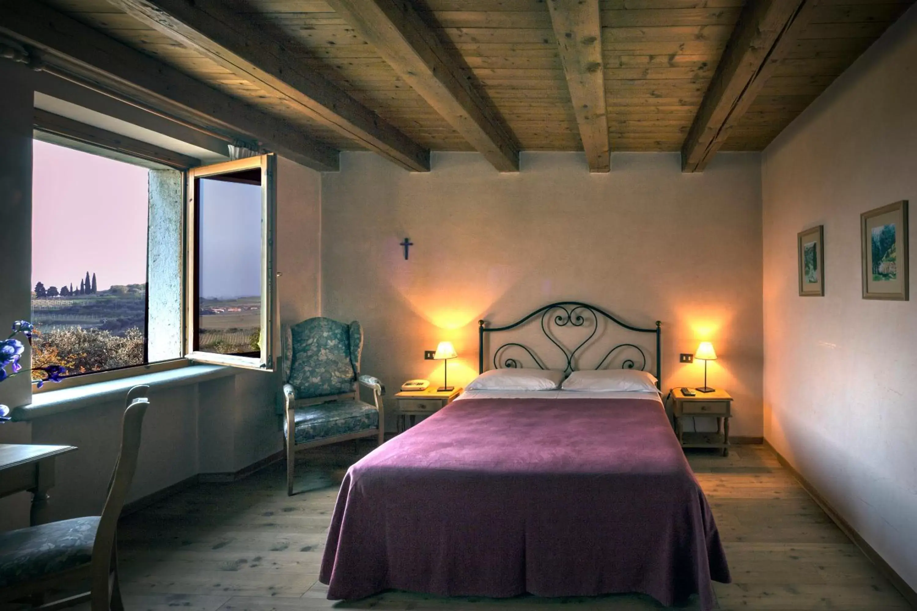 Bedroom, Bed in Costa degli Ulivi