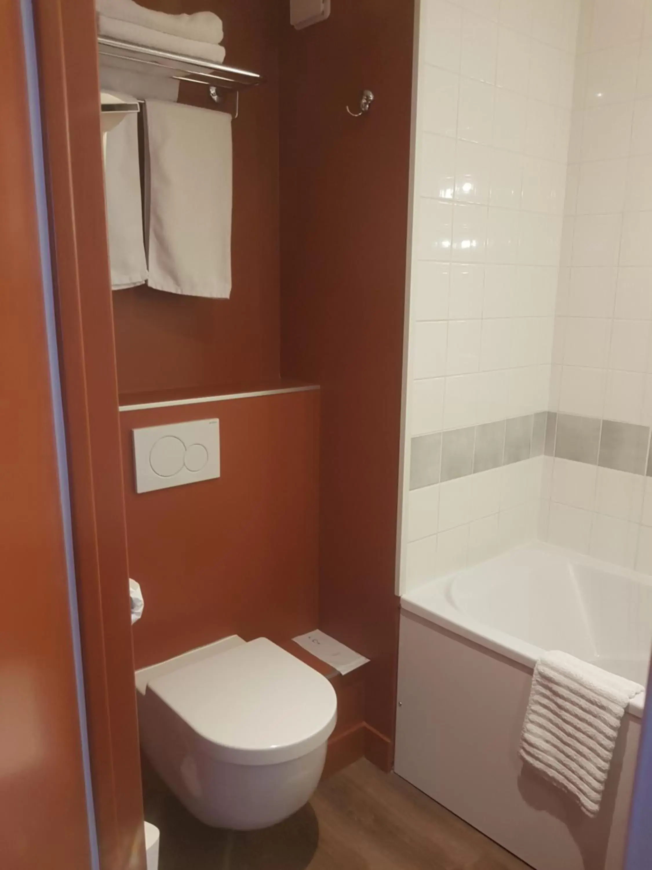 Bathroom in Hotel de Champagne