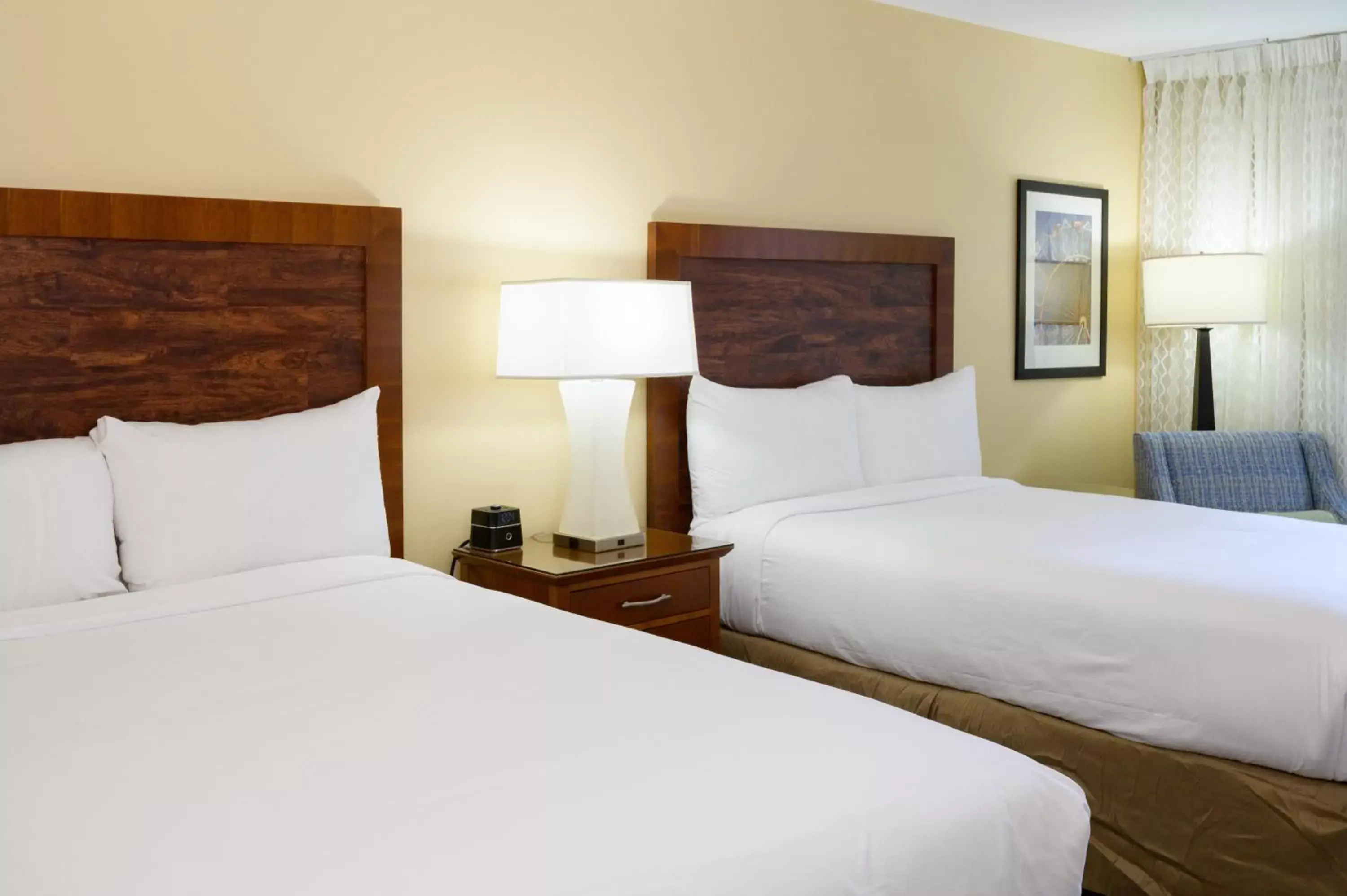 Bed in Airtel Plaza Hotel Bed in Airtel Plaza Hotel