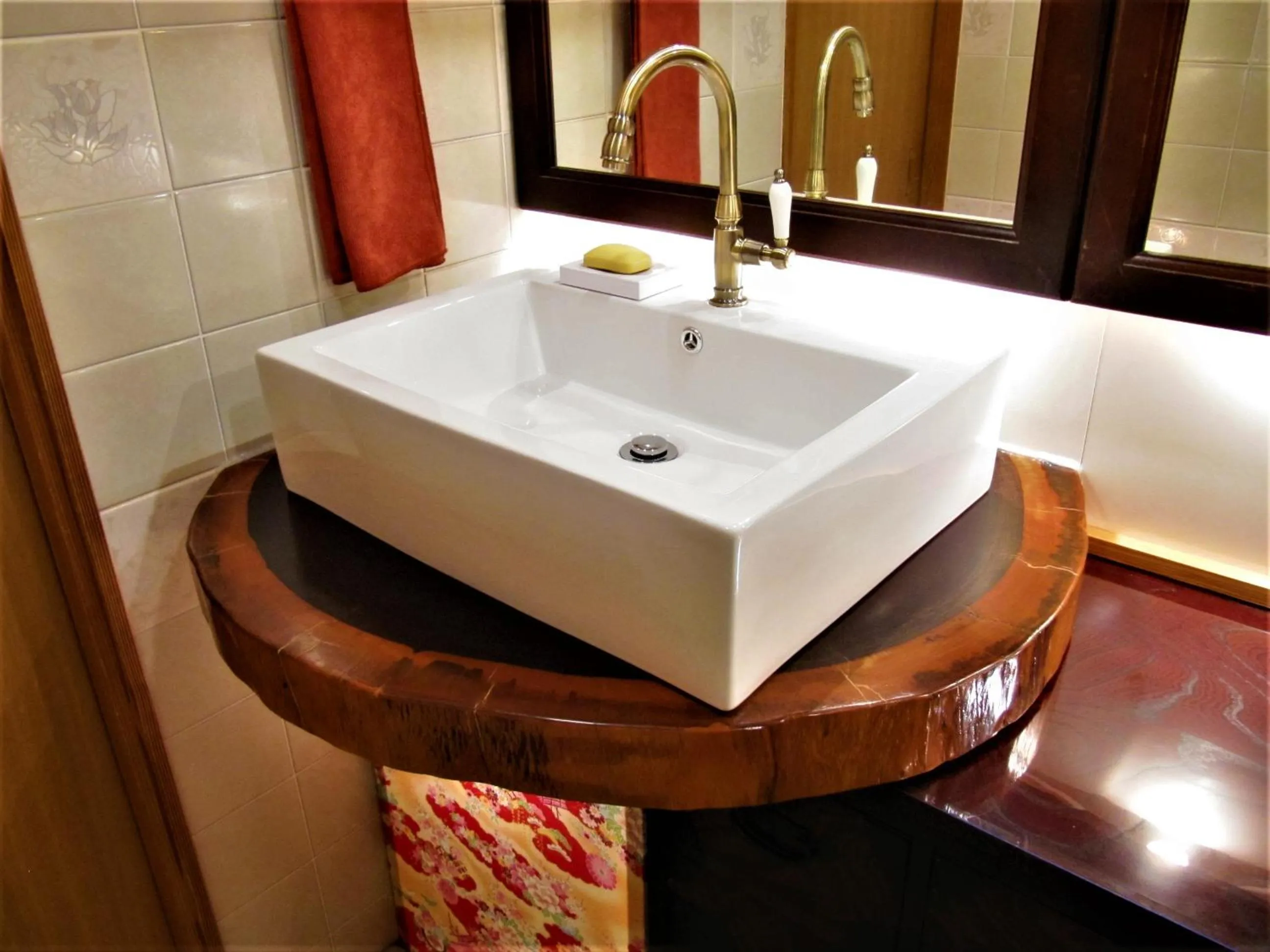 Other in Dyeing and Hostel Nakashimaya - Female Only