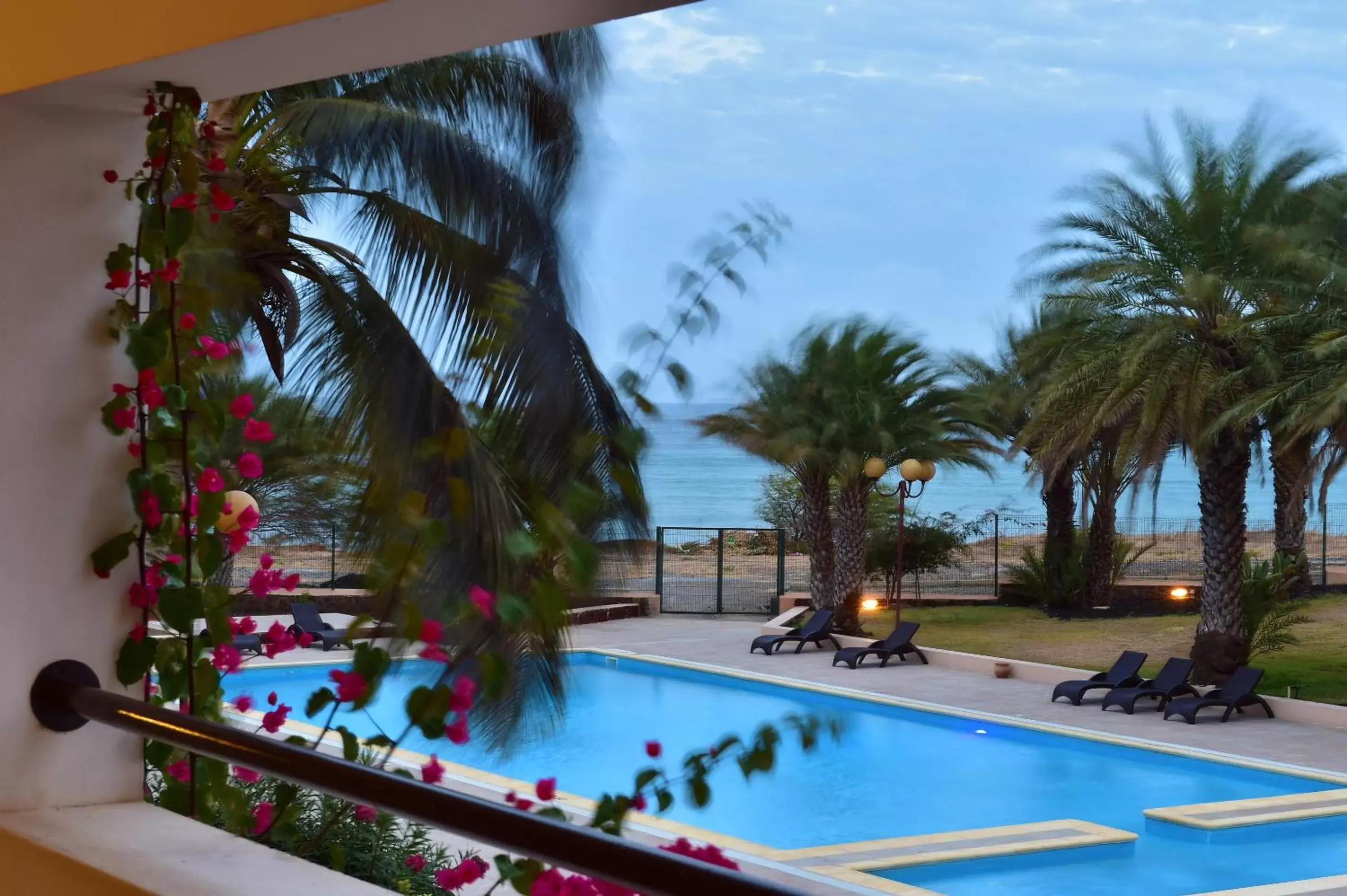 Garden, Swimming Pool in Pestana Tropico Ocean & City Hotel