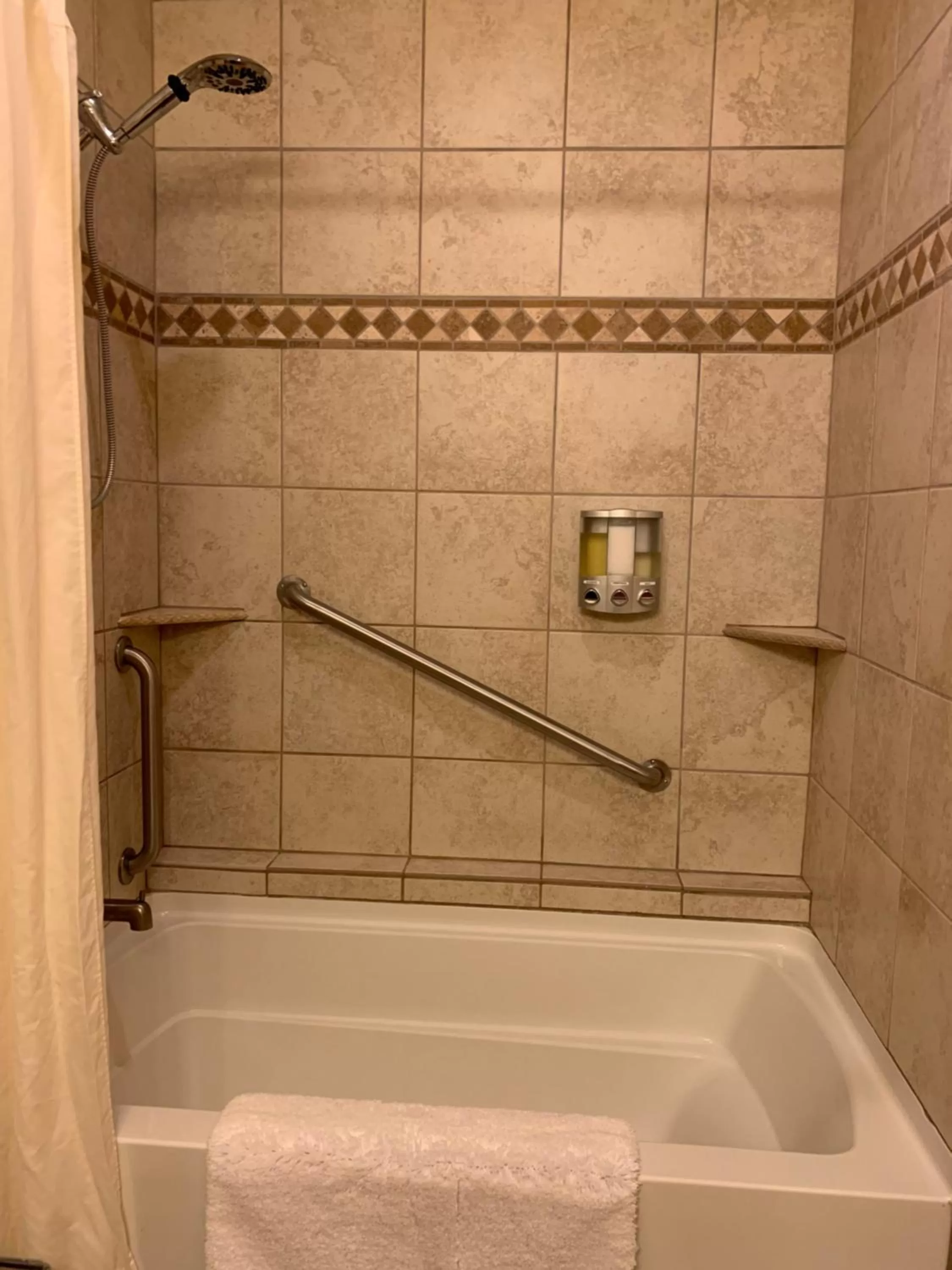 Bathroom in Twisp River Suites