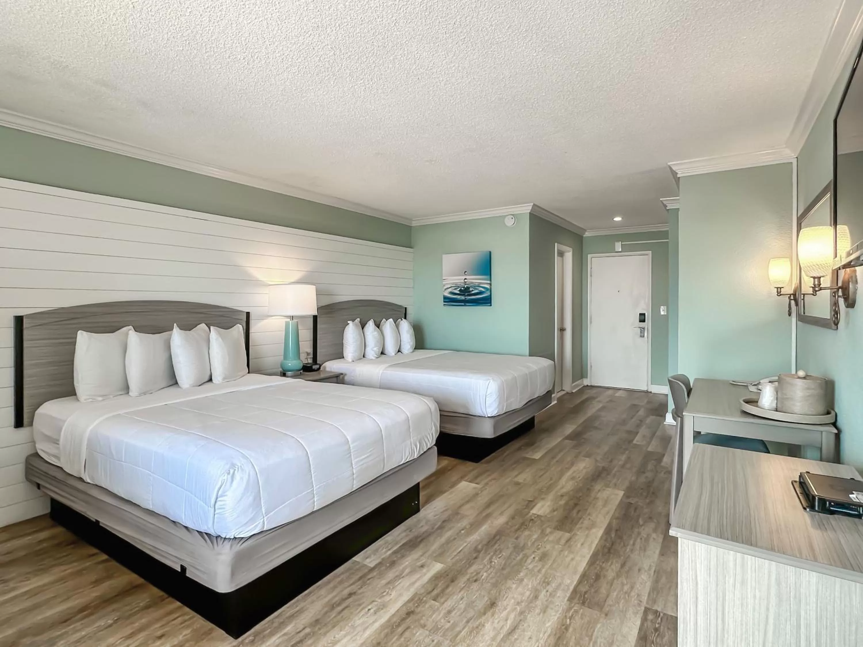 Thunderbird Beach Resort