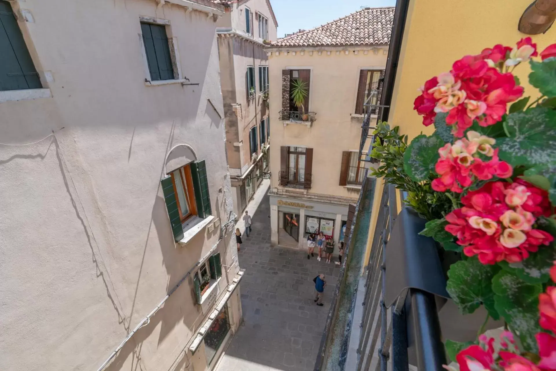 Neighbourhood, Balcony/Terrace in Grifoni Boutique Hotel