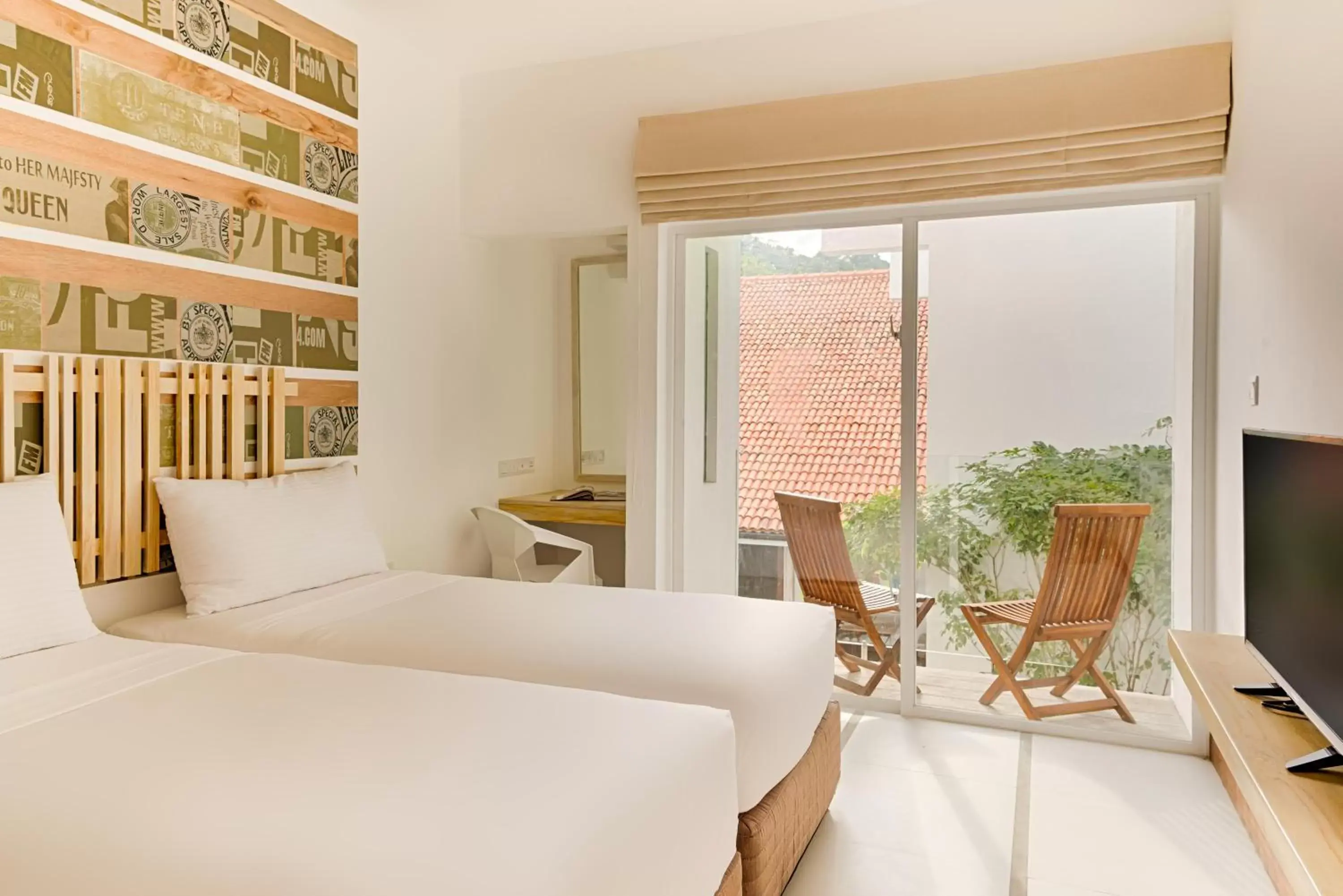 Standard Twin Room in Hotel J, Unawatuna Standard Twin Room in Hotel J, Unawatuna