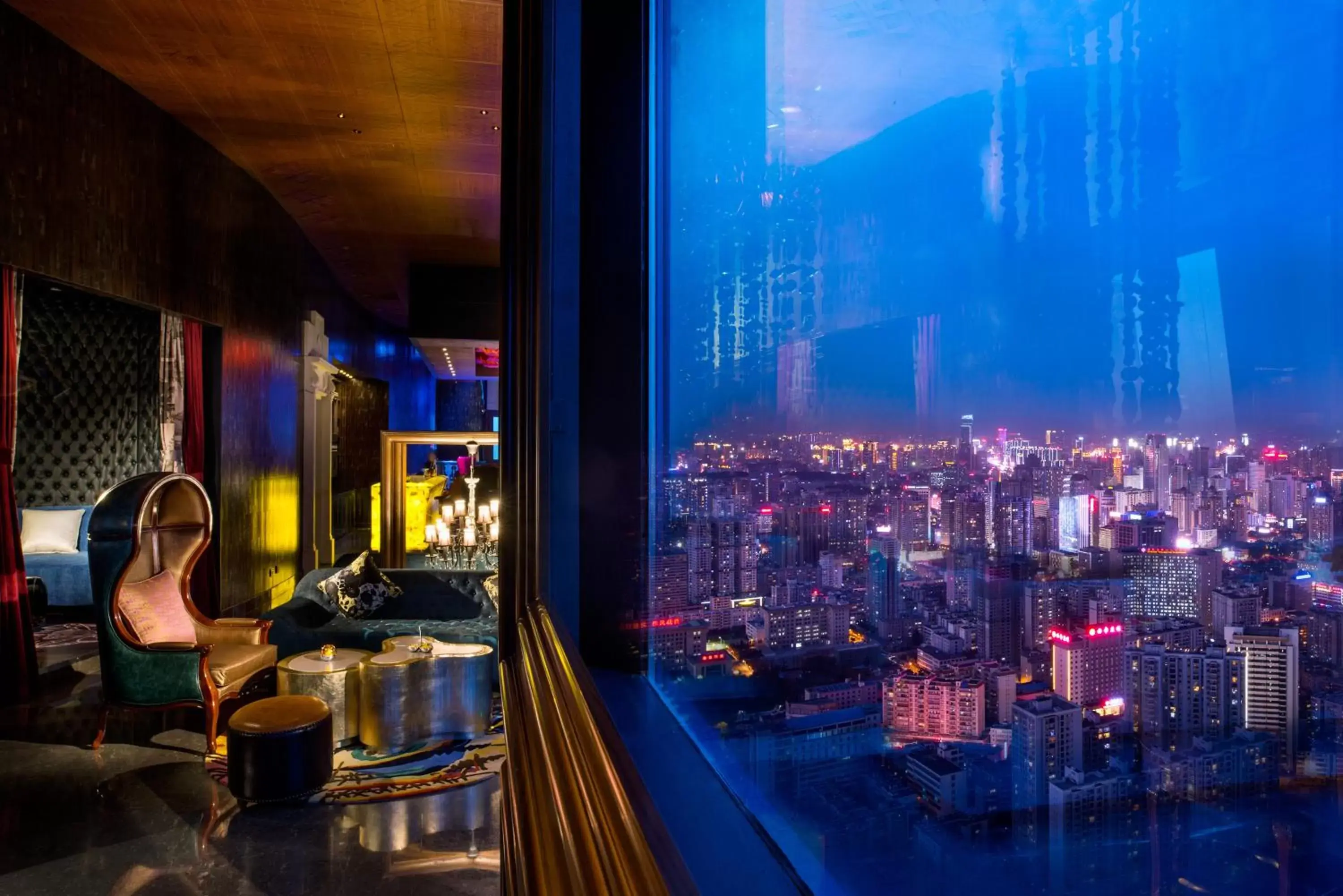 Lounge or bar in Sofitel Kunming