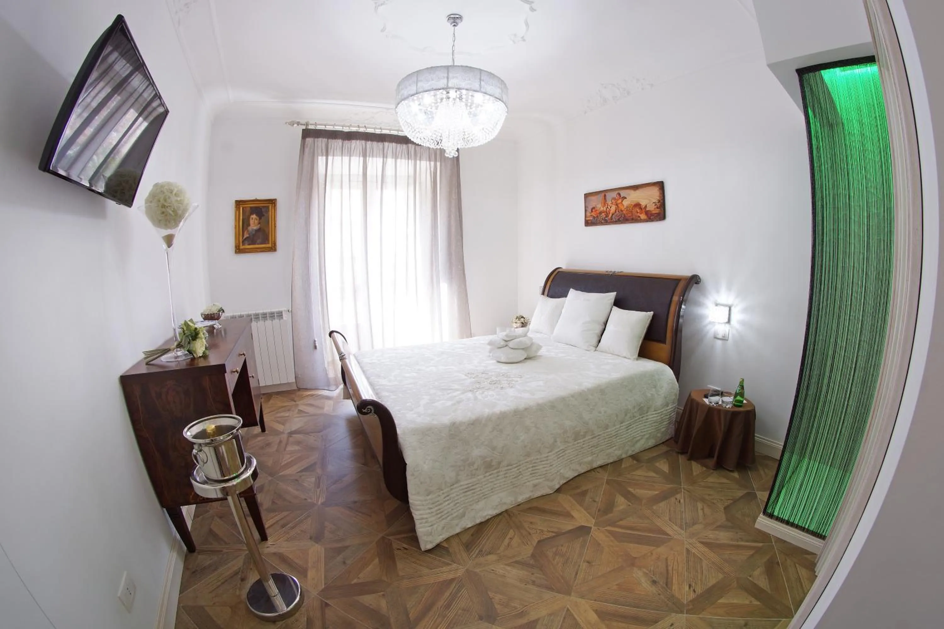 Photo of the whole room, Bed in B&B Palazzo del Teatro