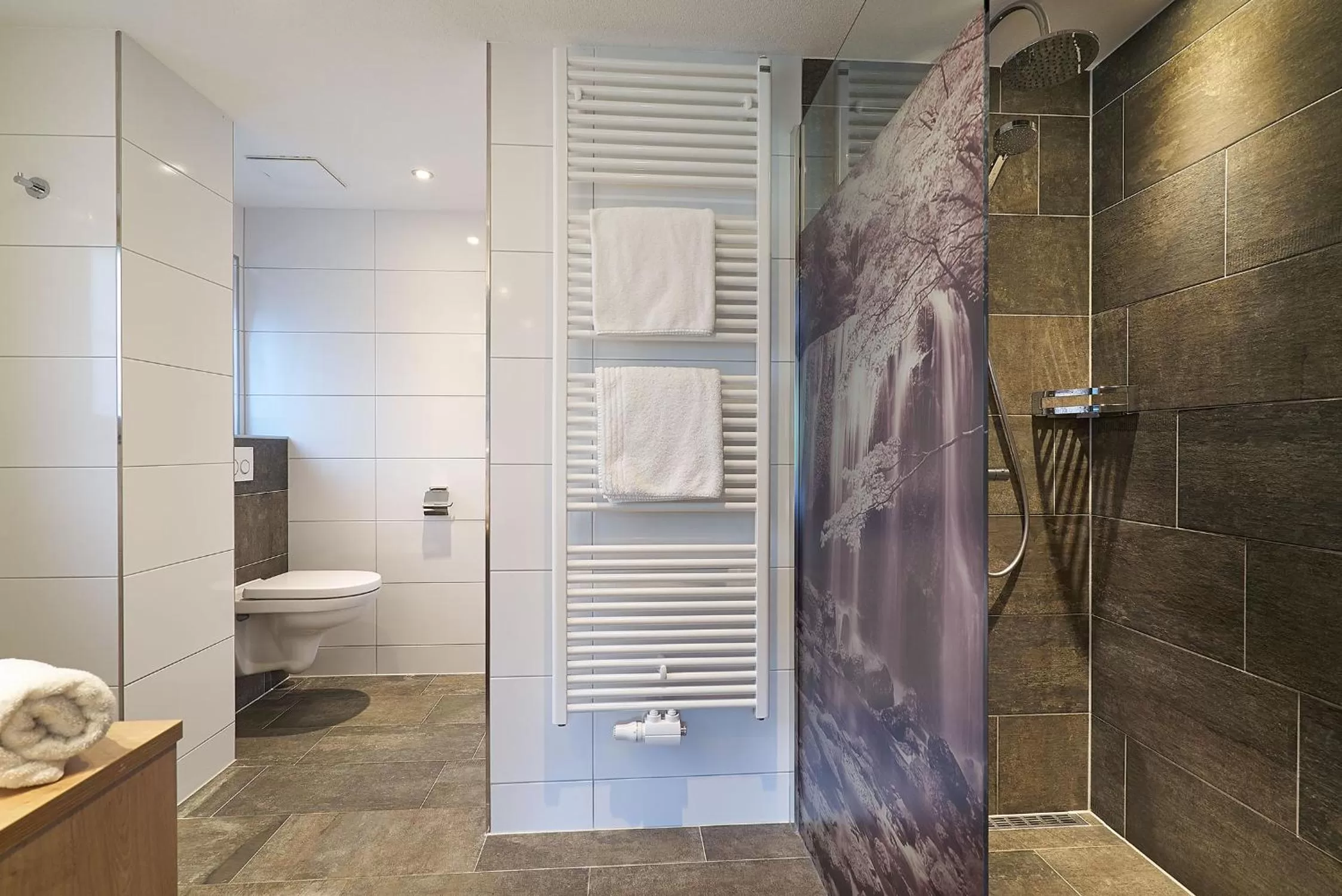 Photo of the whole room in Hotel Enzian