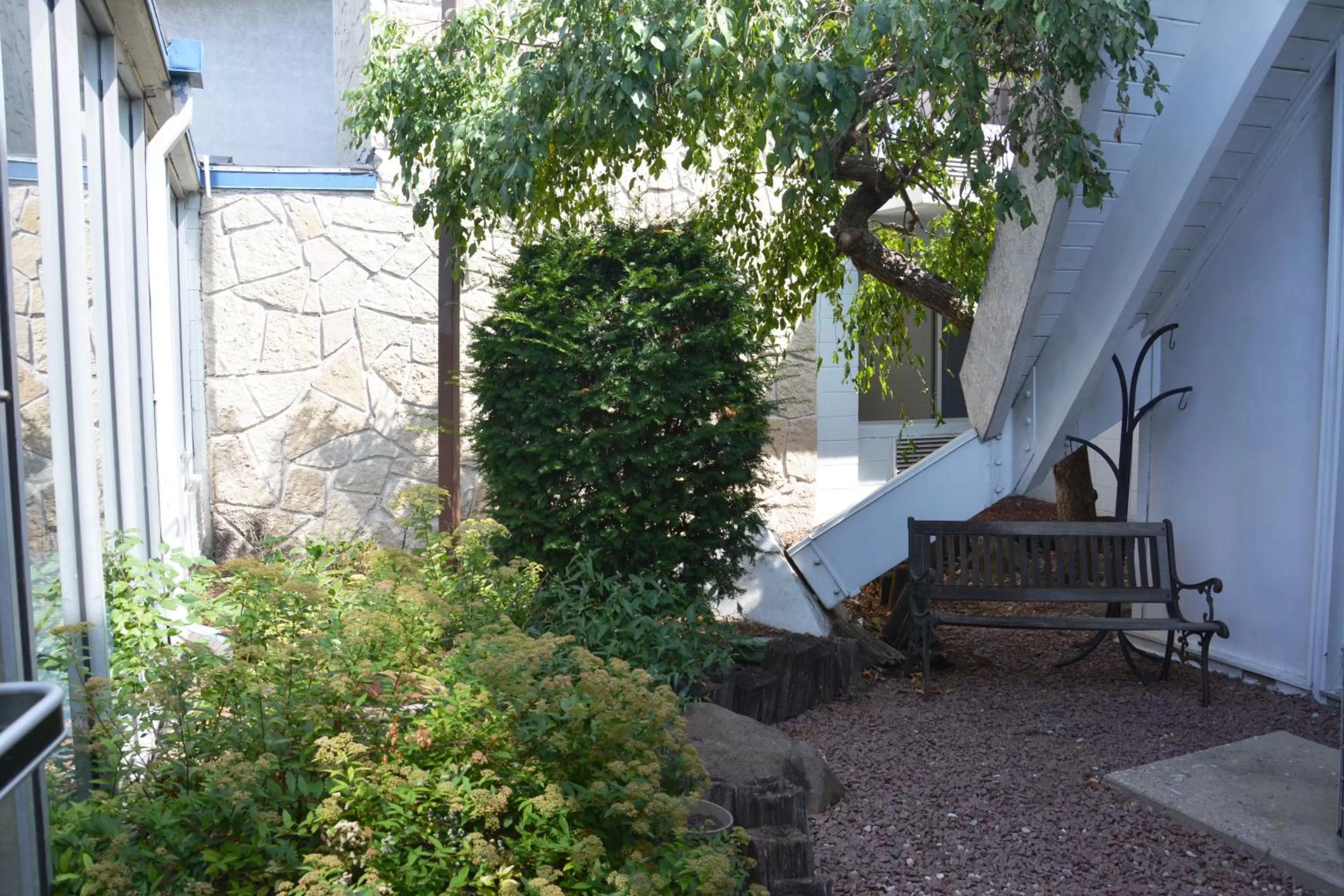 Decorative detail in Travelodge by Wyndham Milwaukee