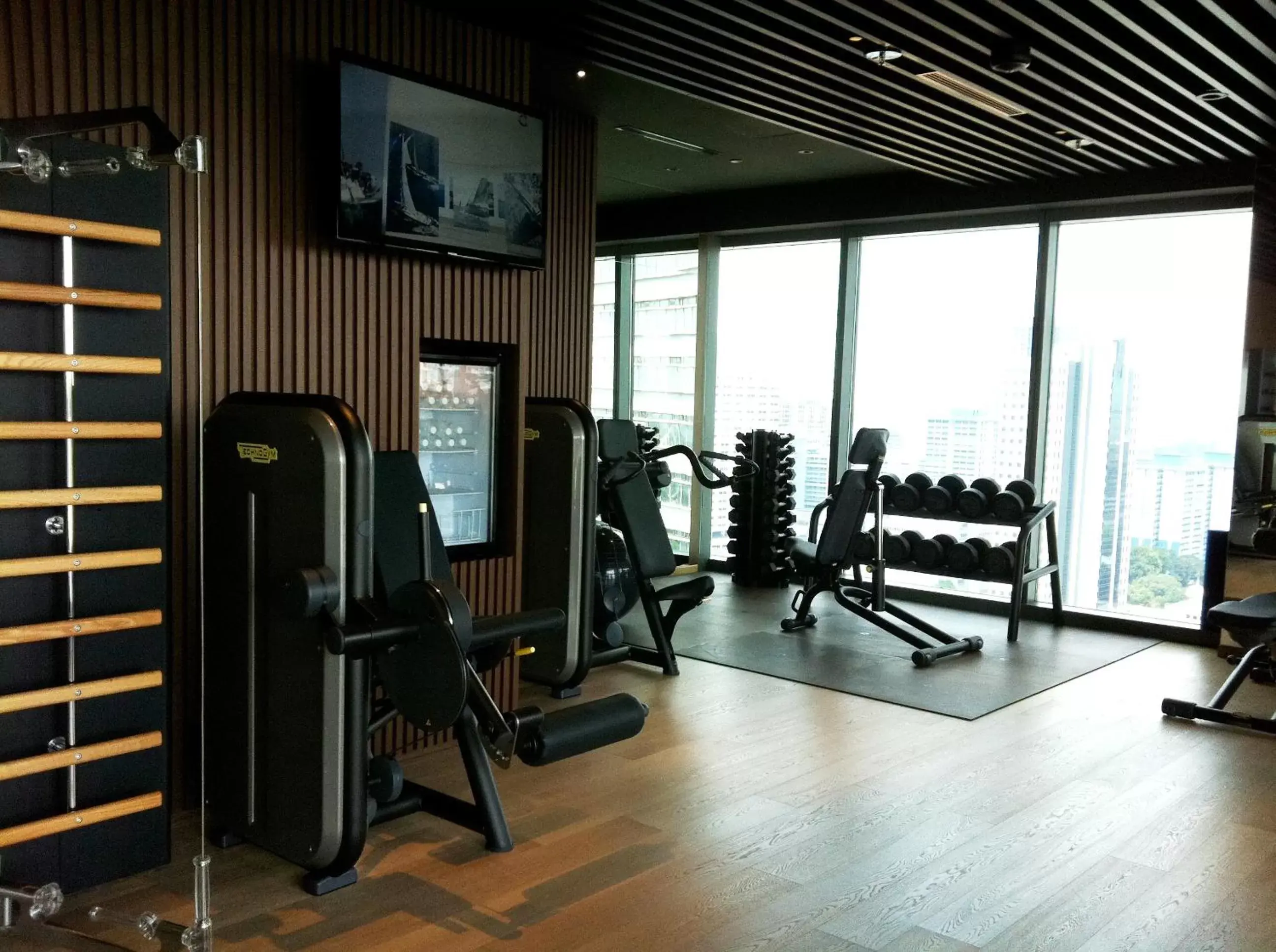 Fitness centre/facilities in Pan Pacific Serviced Suites Beach Road, Singapore Fitness centre/facilities in Pan Pacific Serviced Suites Beach Road, Singapore