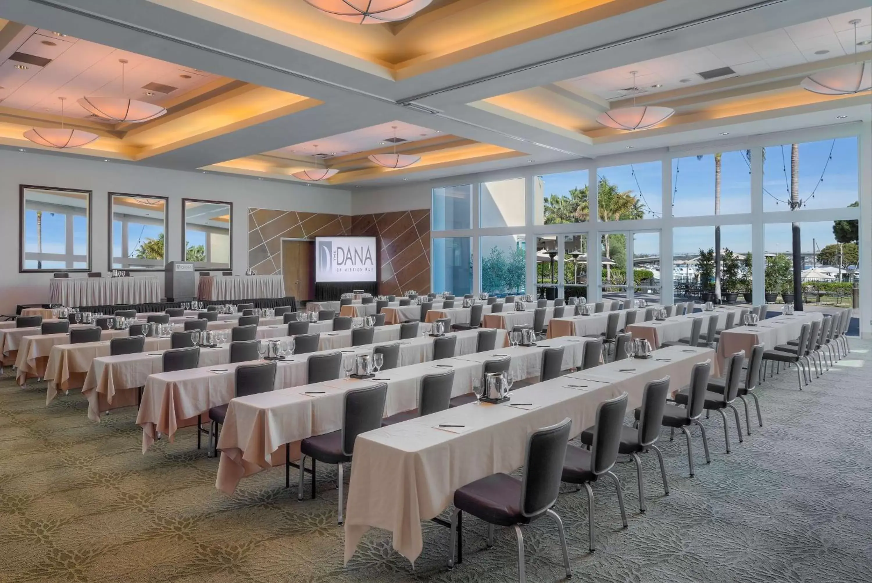 Banquet/Function facilities in The Dana on Mission Bay