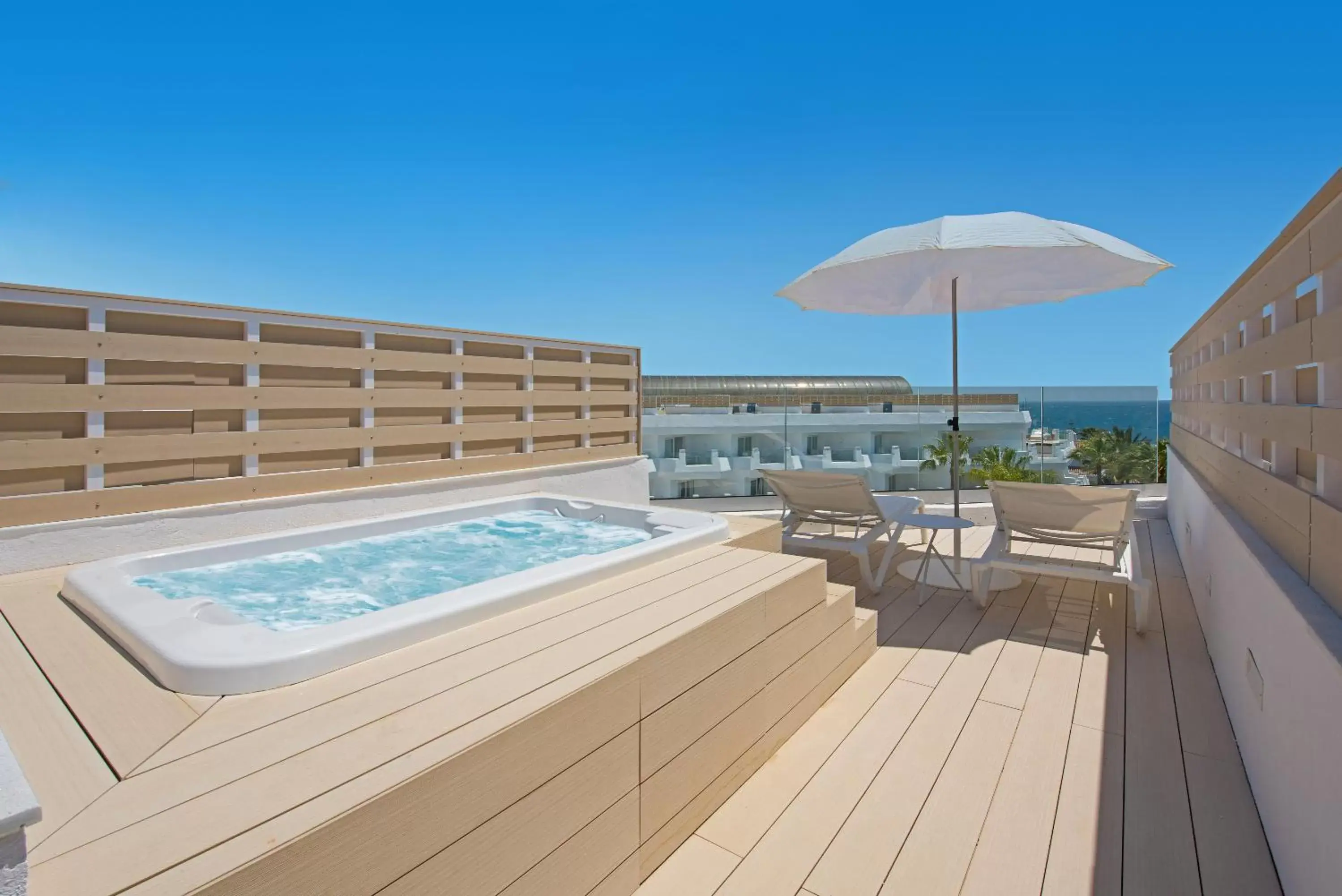 Hot Tub, Swimming Pool in Iberostar Selection Marbella Coral Beach