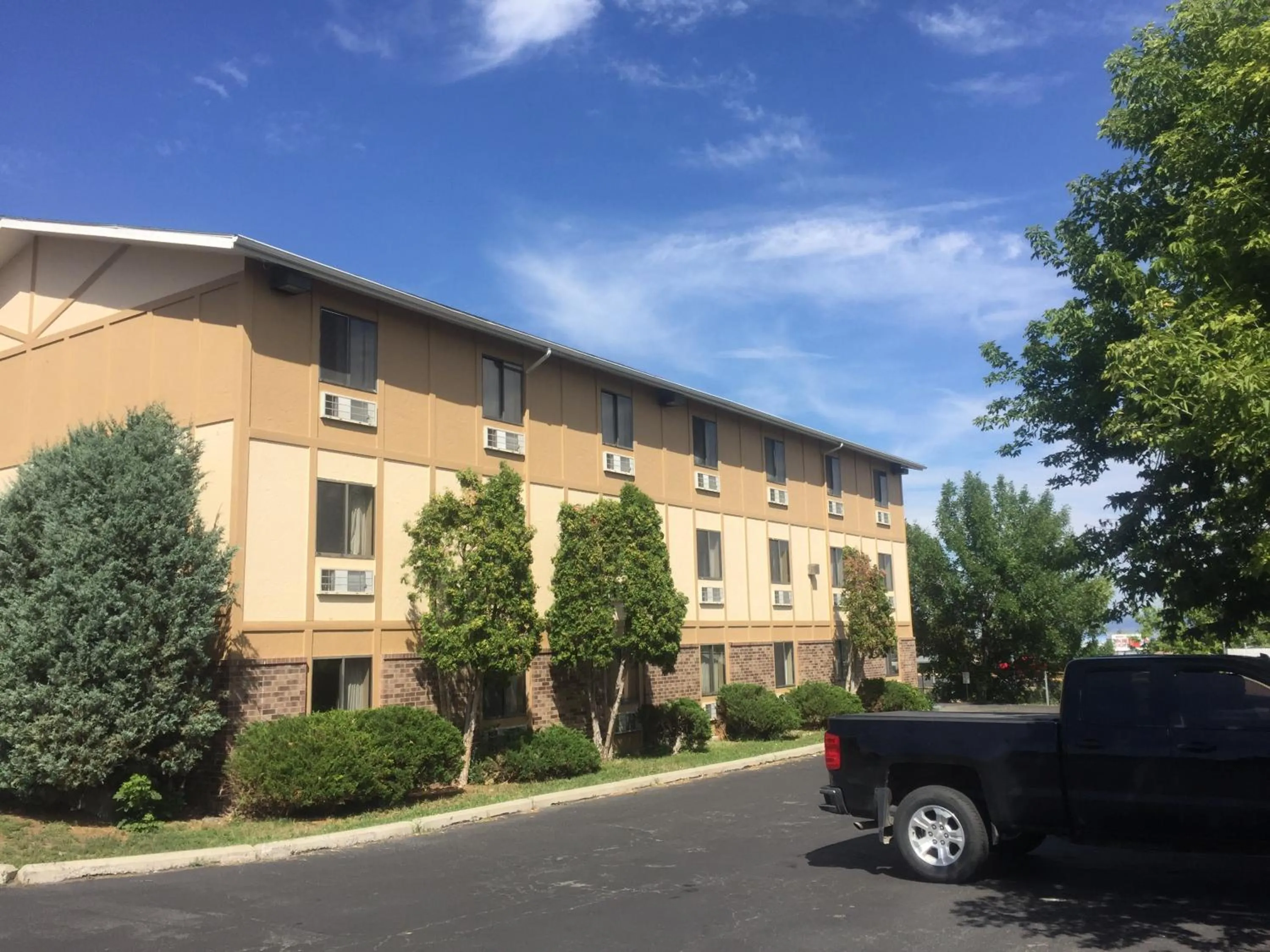 Property building in Super 8 by Wyndham Helena