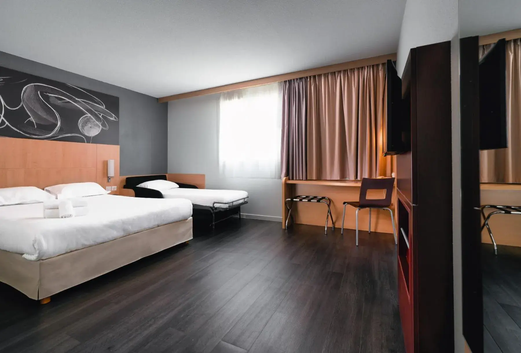 Photo of the whole room, Bed in easyHotel Nice Palais des Congrès – Old Town