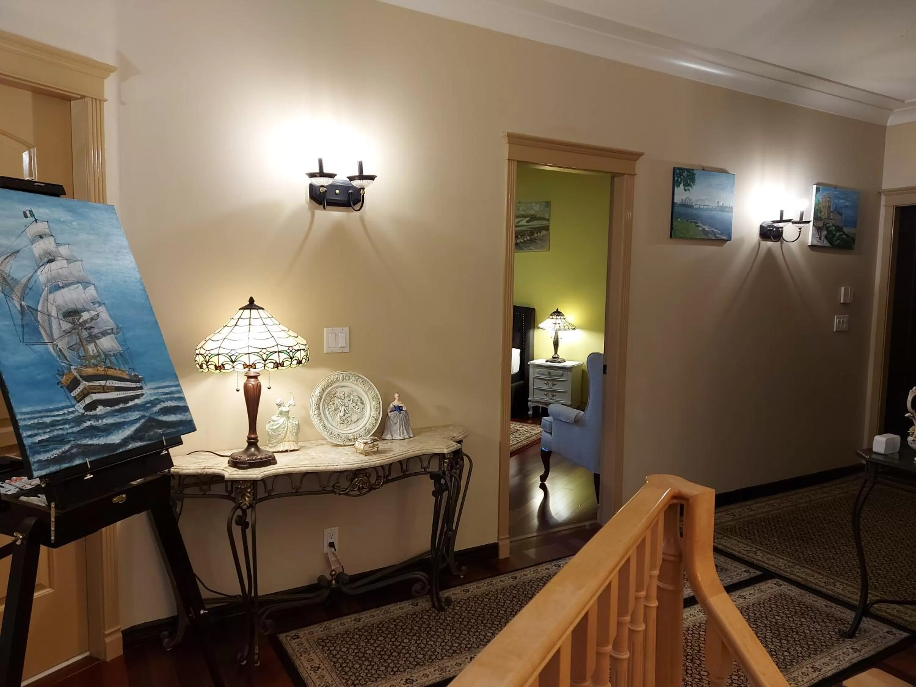 View (from property/room), Seating Area in Summer Express Kelowna B&B - Villa Bellissimo Fran-Talia